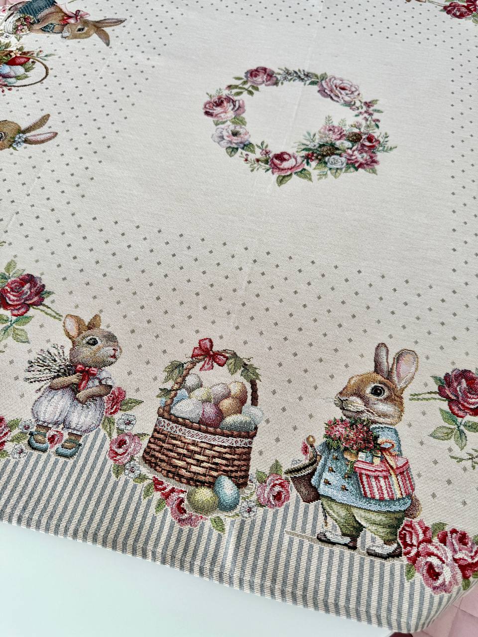 Easter tapestry tablecloth «Bunny in Roses»