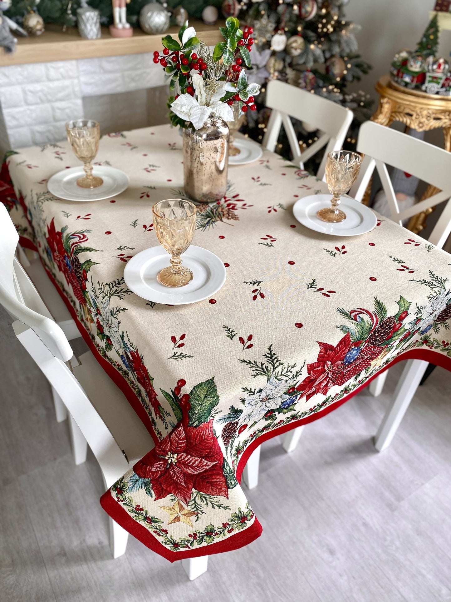 Christmas Tablecloth «Red Poinsettia» with Golden Lurex - Luxury Tapestry