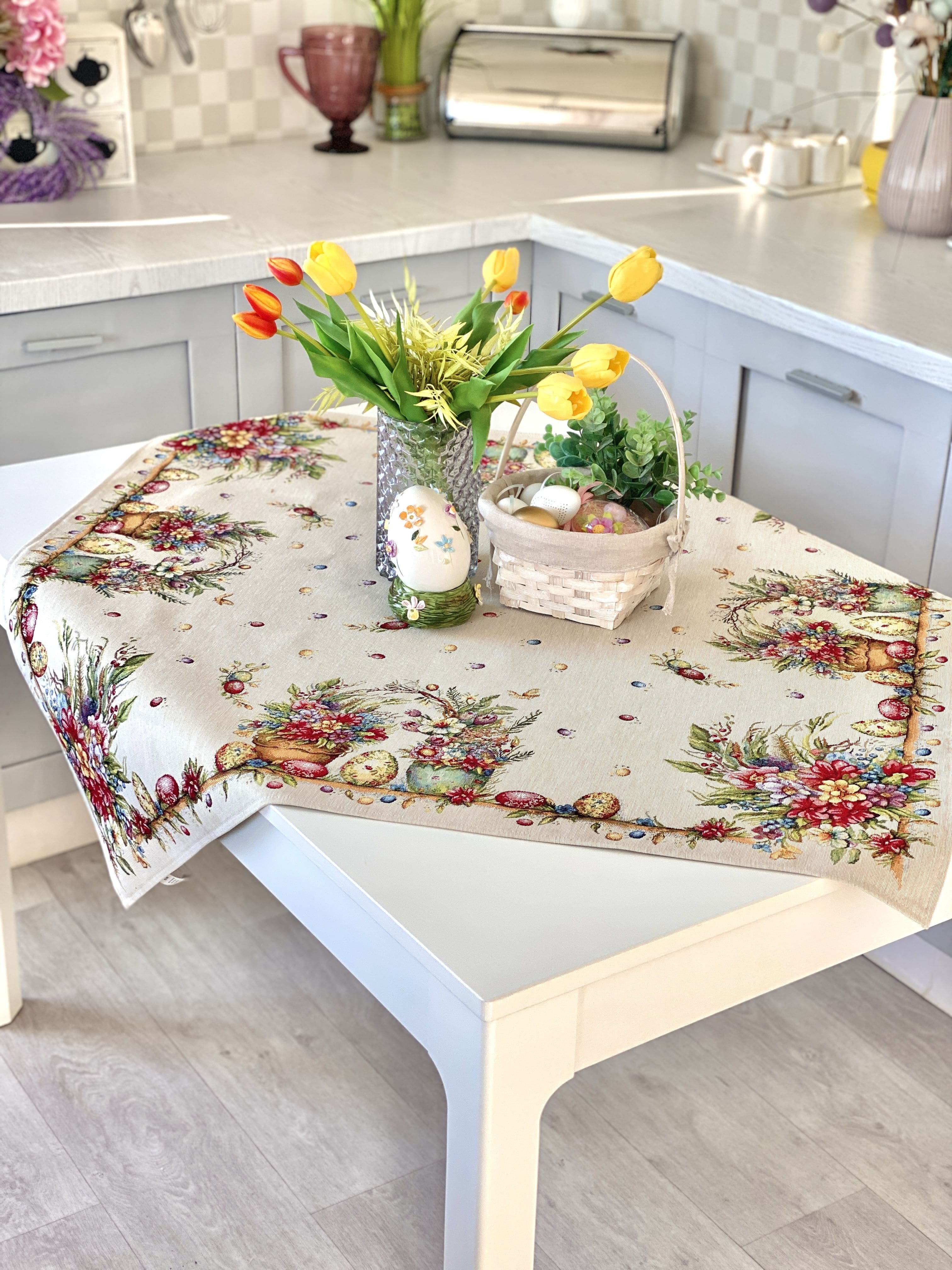 Easter Square tablecloth «Damira» - Premium Tapestry with golden lurex - Textile4Family