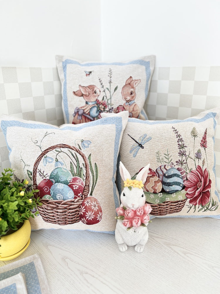 Easter tapestry cushion cover «Easter Bee»