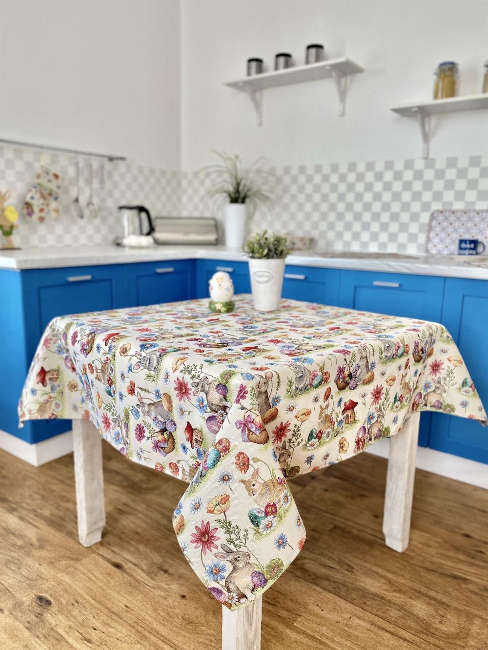 Easter tapestry tablecloth «Easter glade»