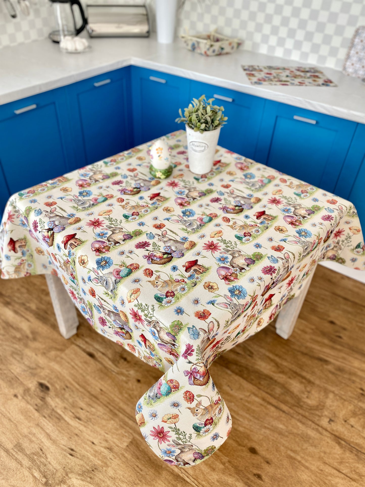 Easter tapestry tablecloth «Easter glade»