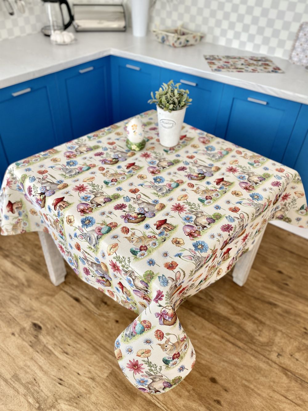 Easter tapestry tablecloth «Easter glade»