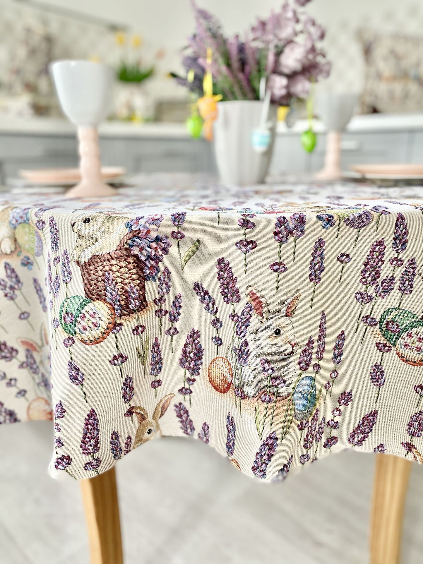 Round Easter tapestry tablecloth «Rabbit in lavender»