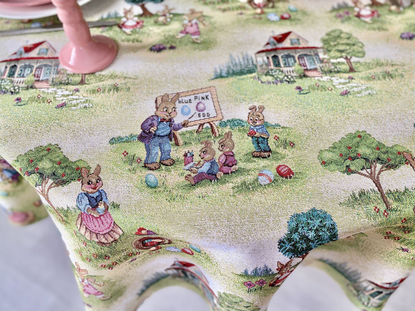 Round Easter tapestry tablecloth «Easter fun»