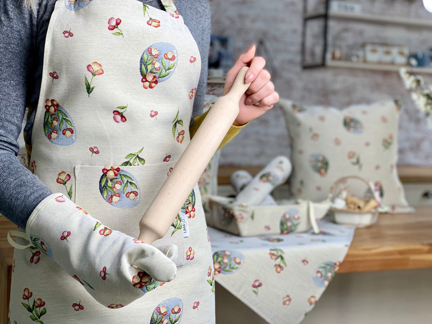 Easter tapestry kitchen apron «Spring Easter» Limaso Textile