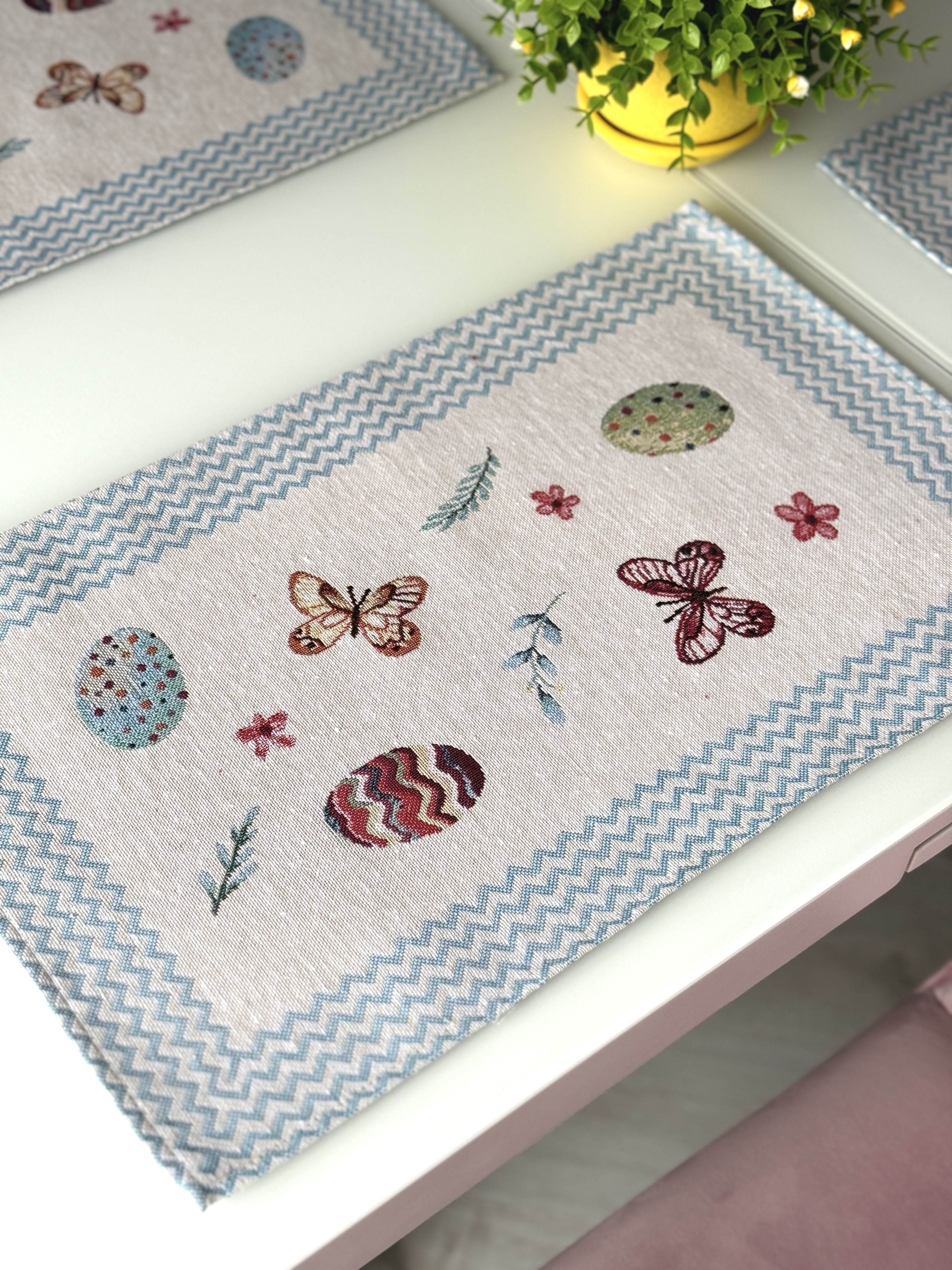 Easter tapestry Placemats set «Easter Fly» Limaso Textile