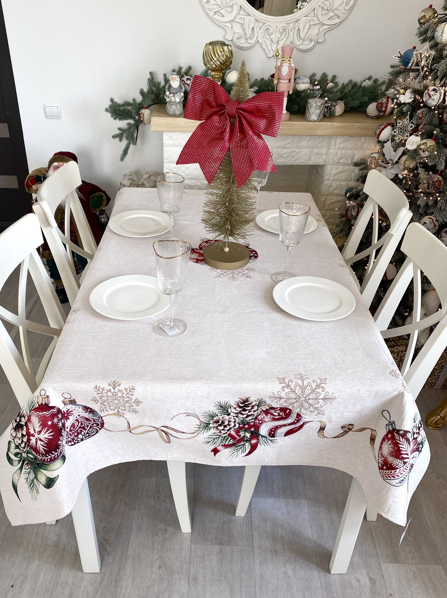 Christmas Tablecloth «Golden Noel Collection» with Microfibre & Golden lurex - Premium Gobelin