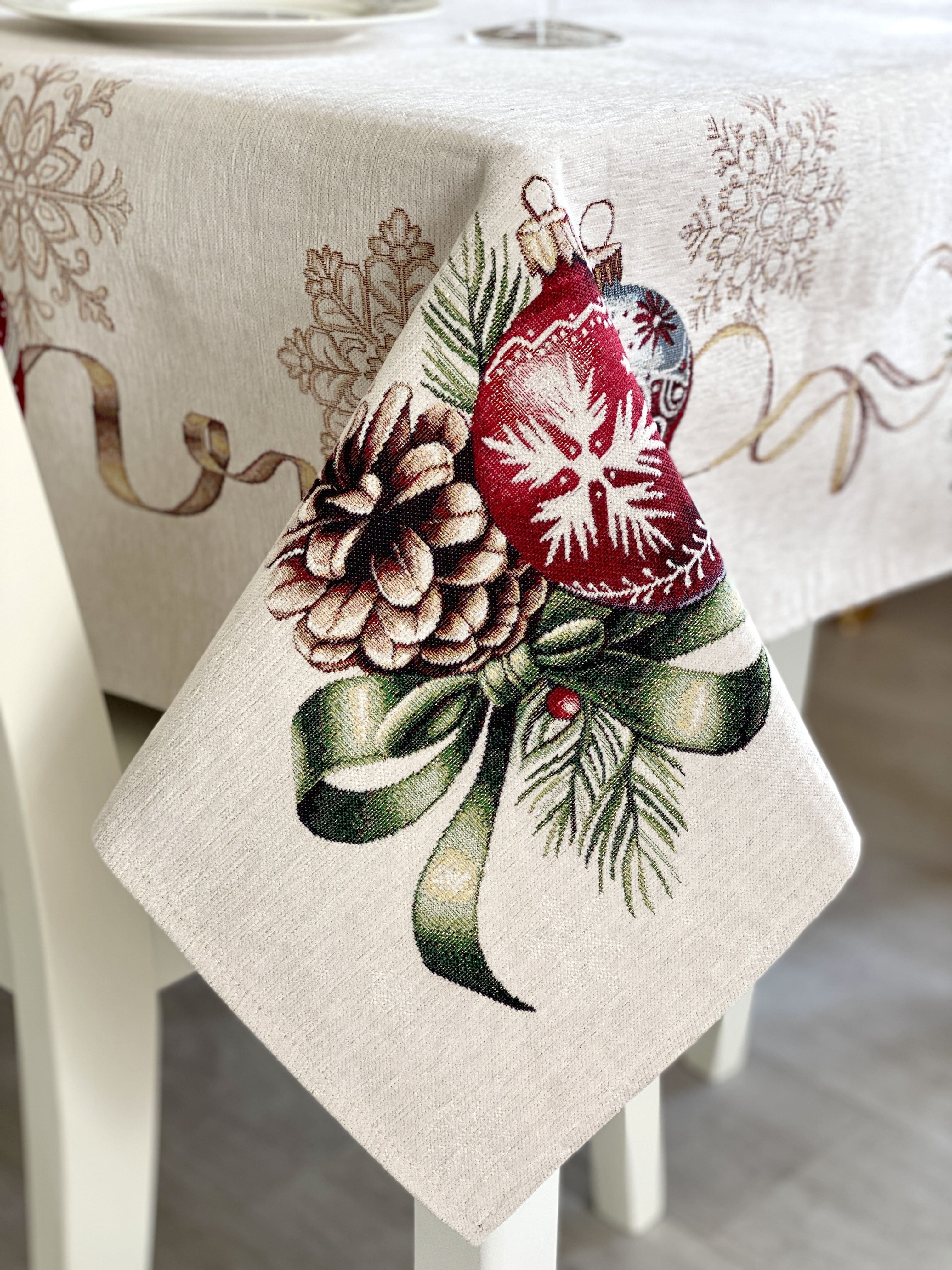 Christmas Tablecloth «Golden Noel Collection» with Microfibre & Golden lurex - Premium Gobelin - Textile4Family