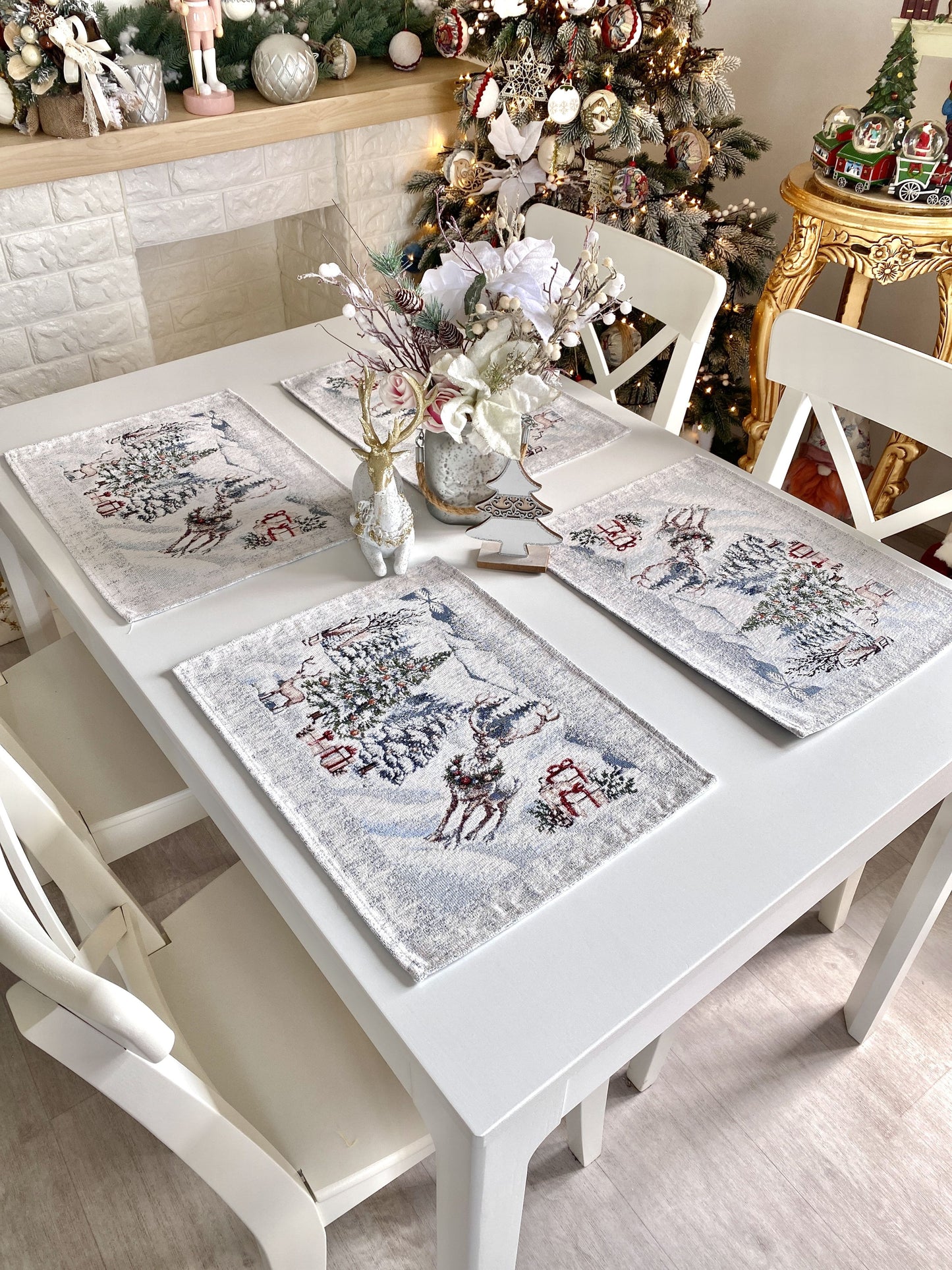 Christmas Placemat set «Snowy Cabin Charm» with Microfibre - Premium Gobelin