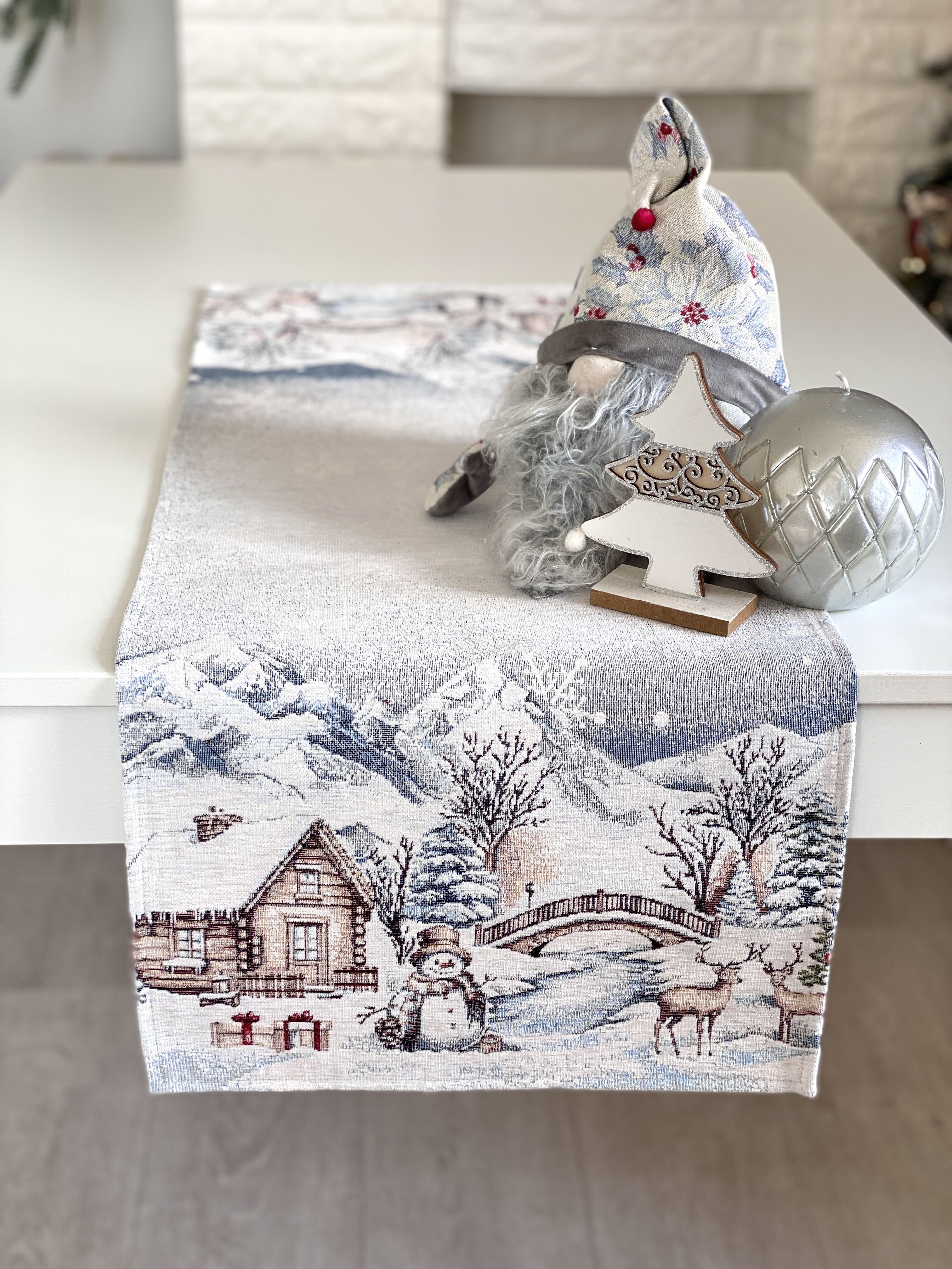 Christmas Table Runner «Snowy Cabin Charm» with Microfibre - Premium Gobelin - Textile4Family