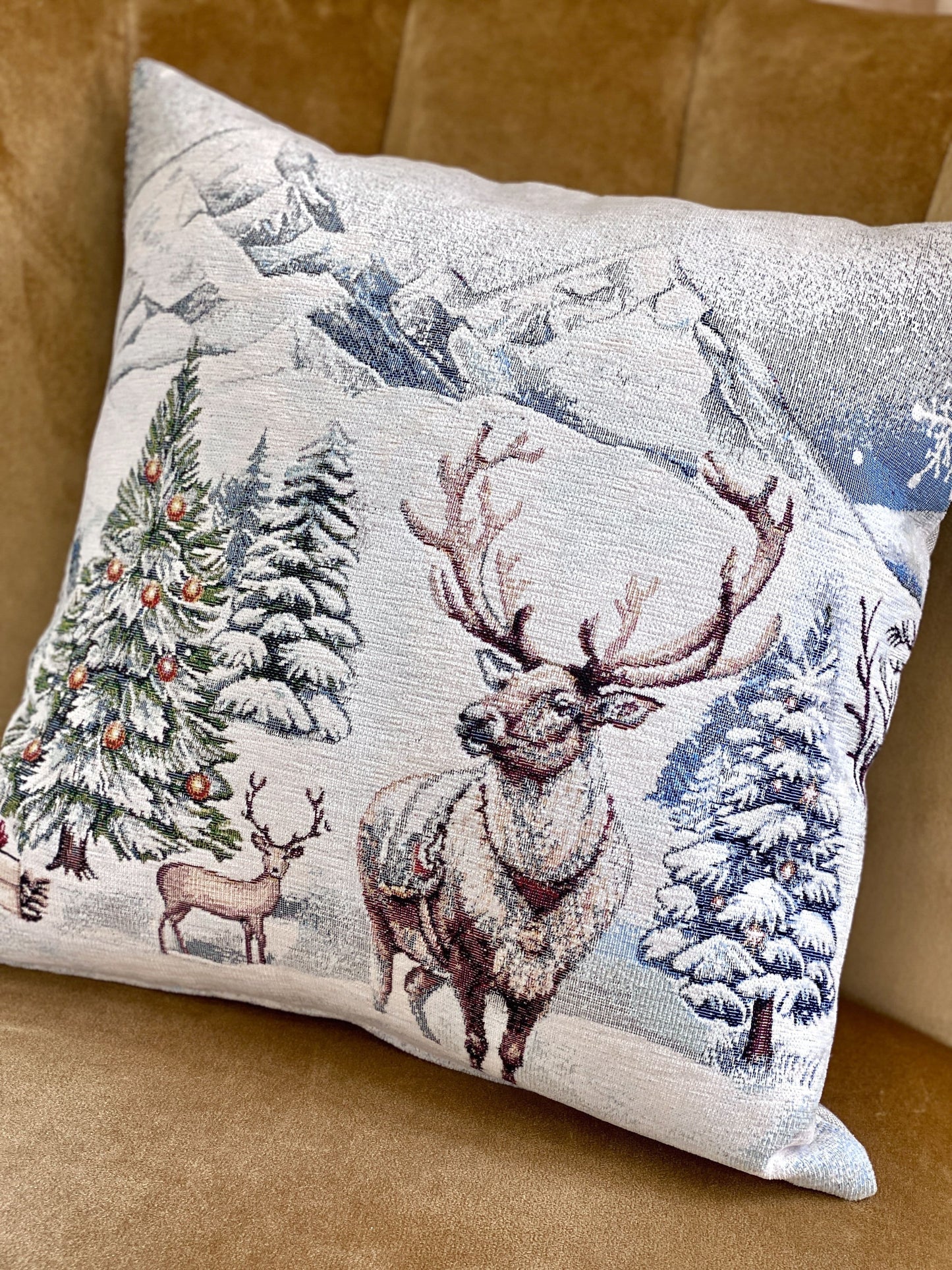 Christmas Pillow cover «Snowy Cabin Charm» with Microfibre - Premium Gobelin