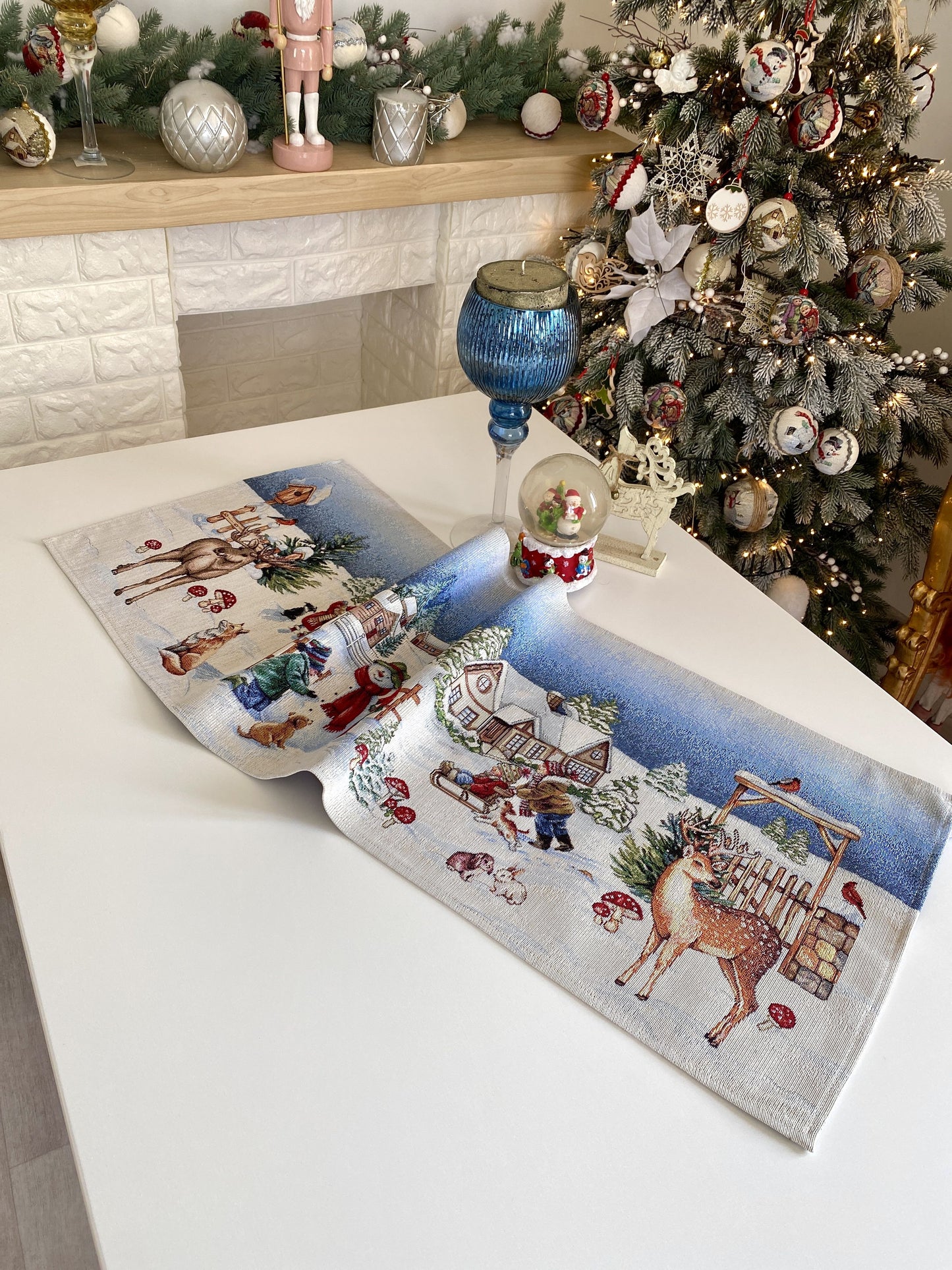Christmas Table Runner «Magic of Christmas» with Silver Lurex - Premium Gobelin