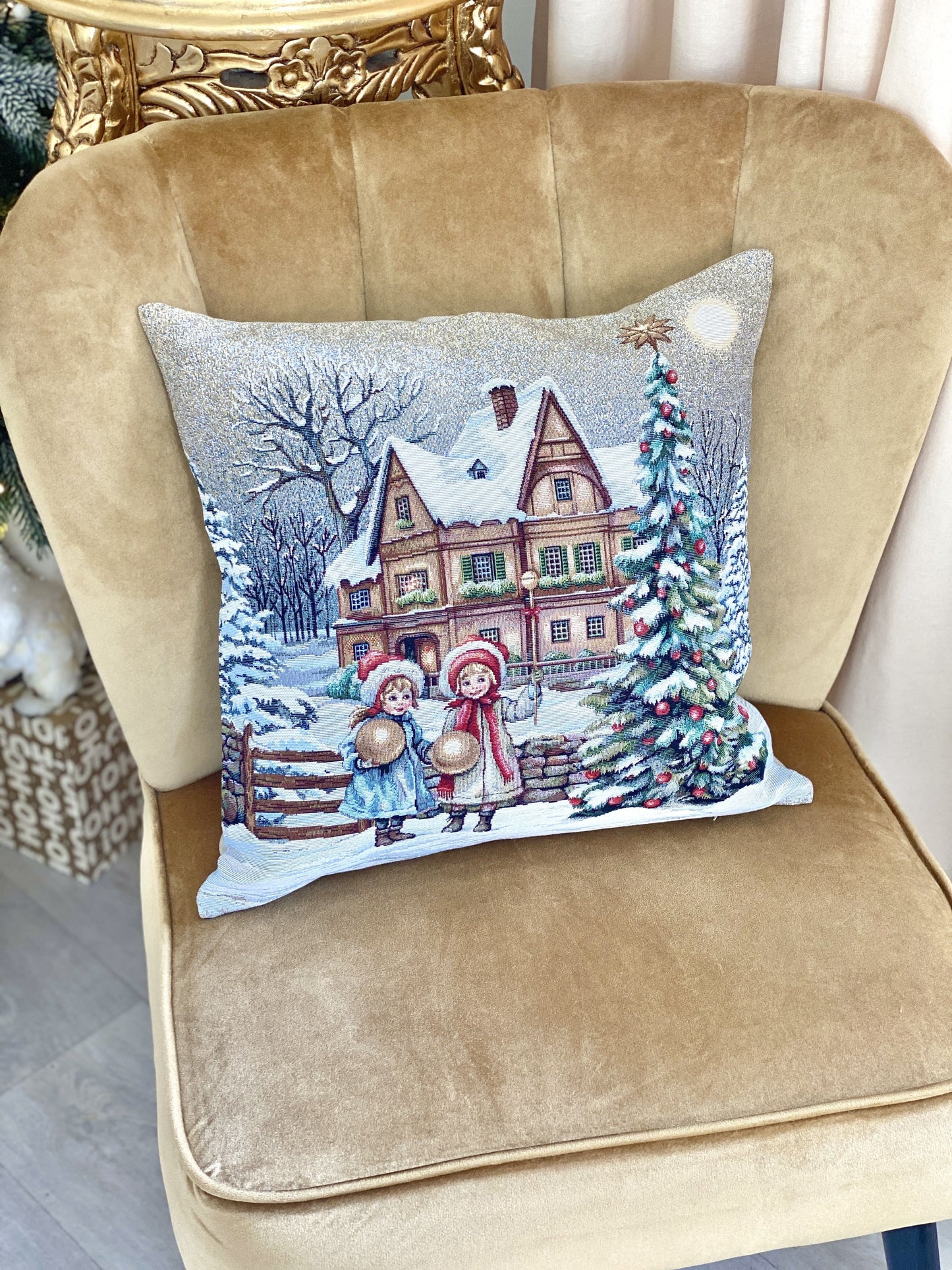 Christmas Cushion cover «Magical Winter Eve» - Luxury Tapestry