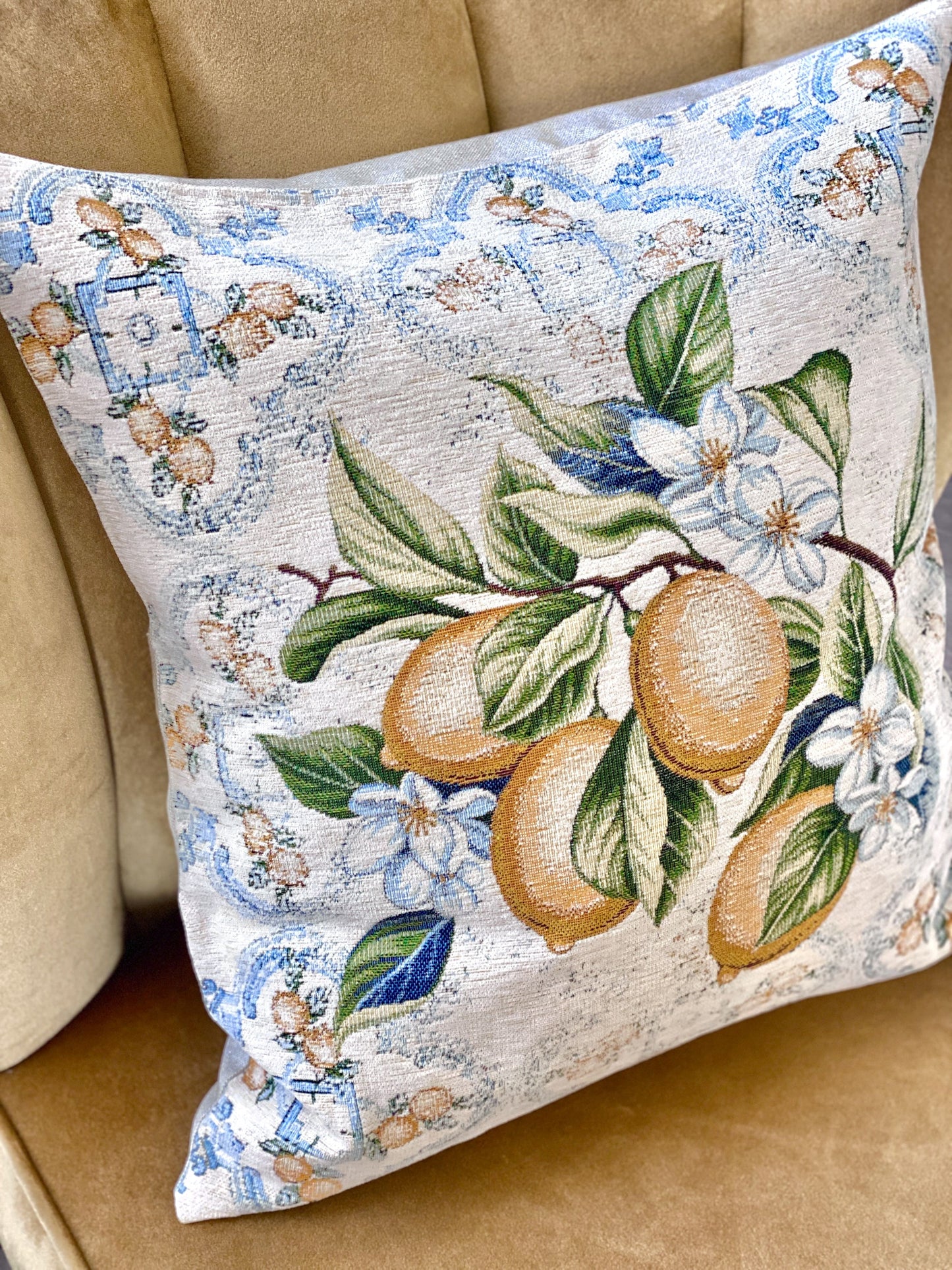 Tapestry cushion cover "Lemon Majolica-1" with microfibre