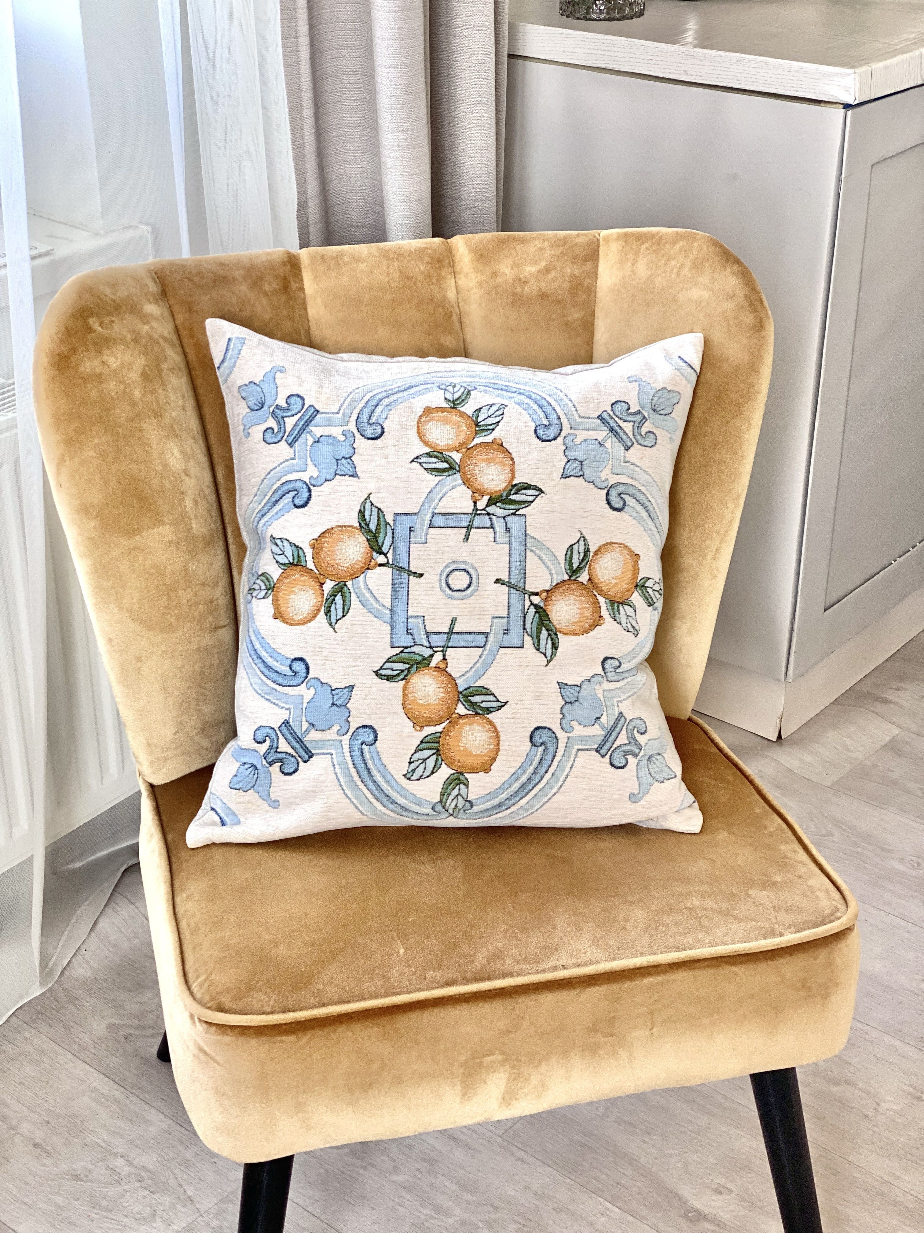 Tapestry cushion cover "Lemon Majolica-2" with microfibre - Textile4Family