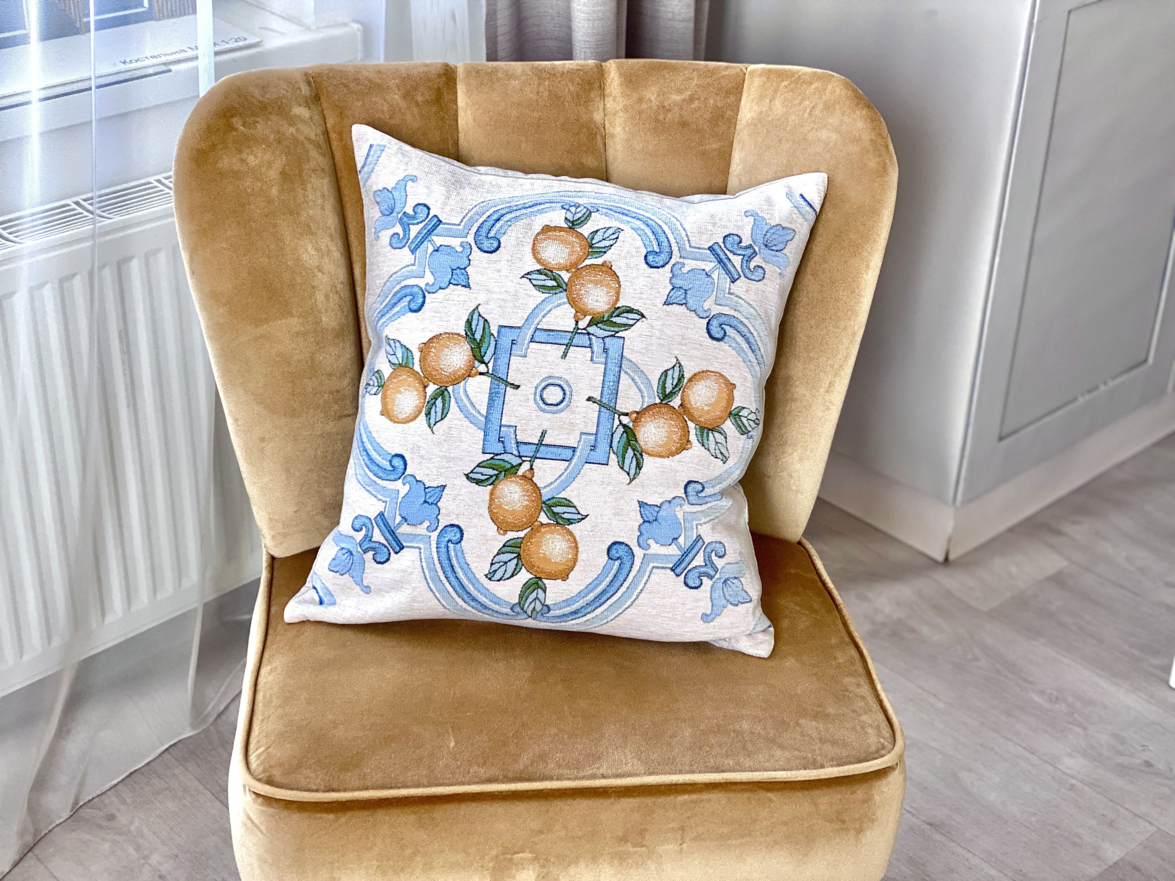Tapestry cushion cover "Lemon Majolica-2" with microfibre - Textile4Family
