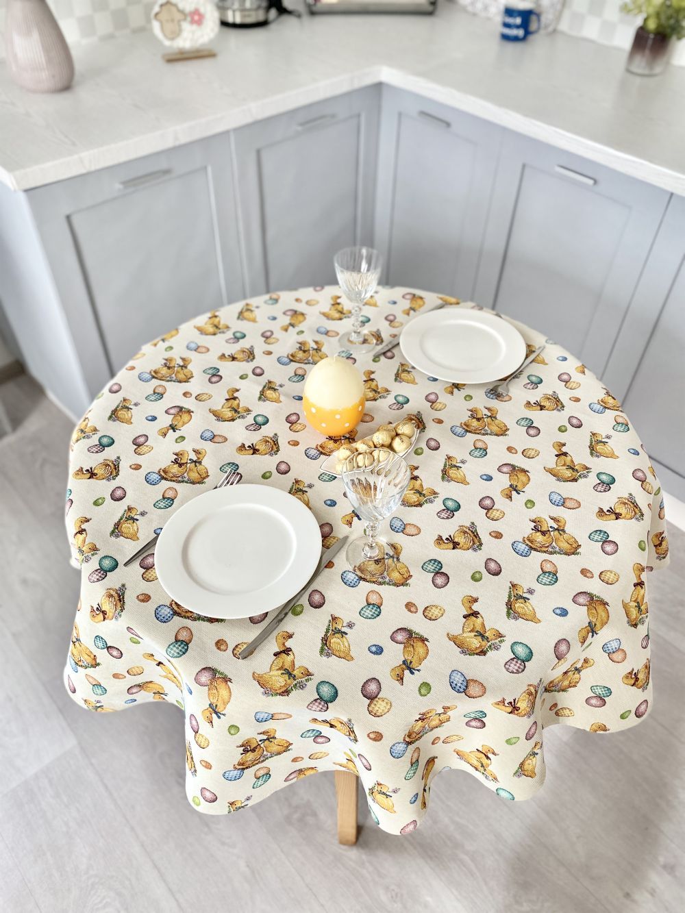 Easter tapestry Round tablecloth «Easter Ducks»