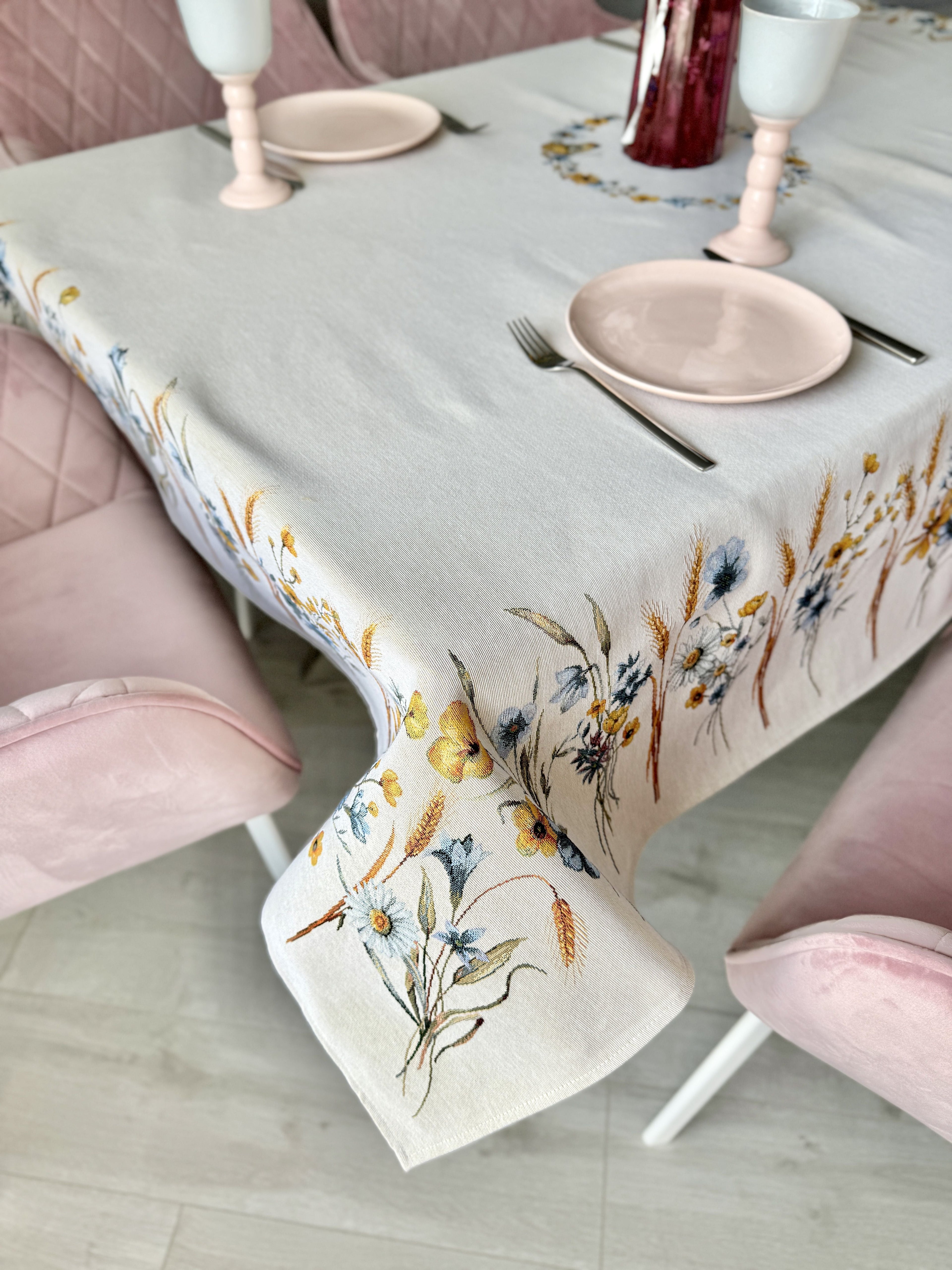 Tapestry tablecloth «Tenderness» Limaso Textile