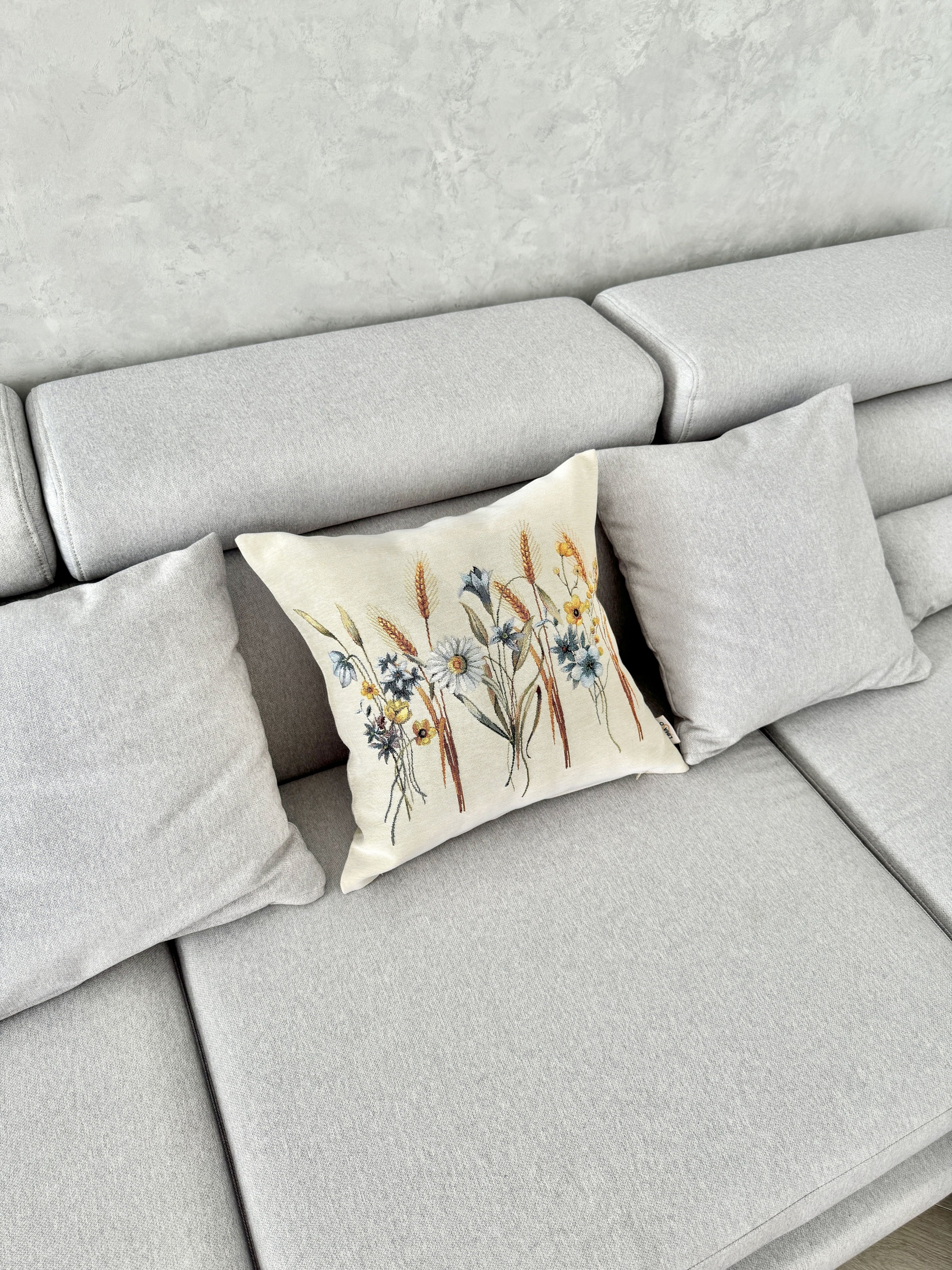 Tapestry cushion cover «Tenderness» Limaso Textile