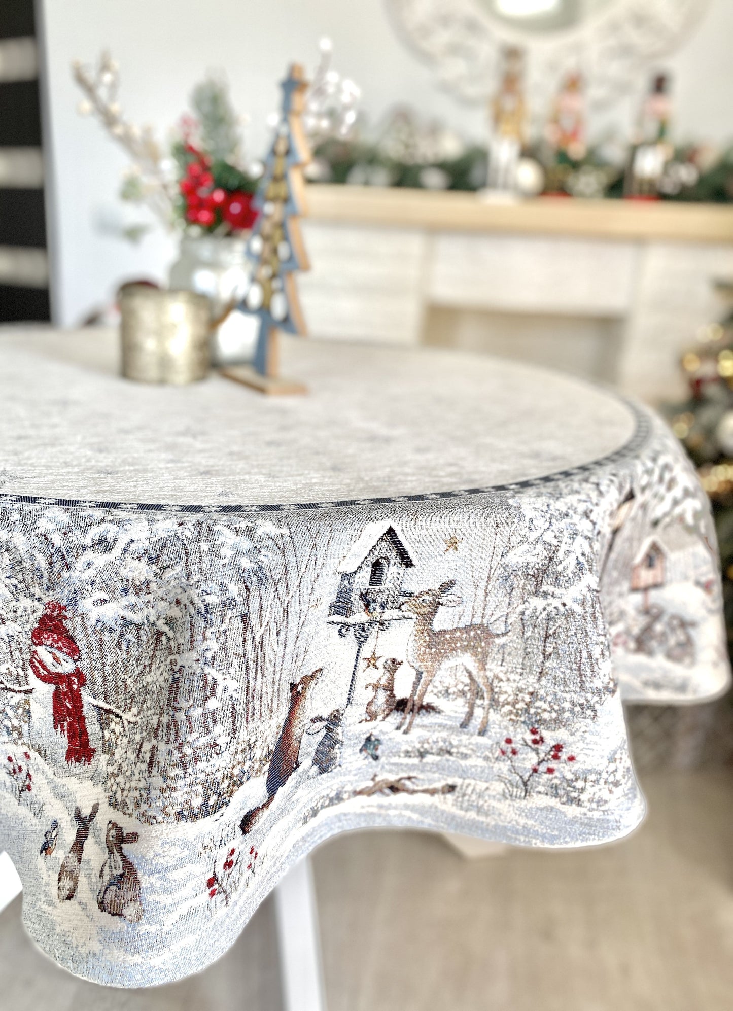 Round Christmas tablecloth «Snow village» With microfibre & silver lurex