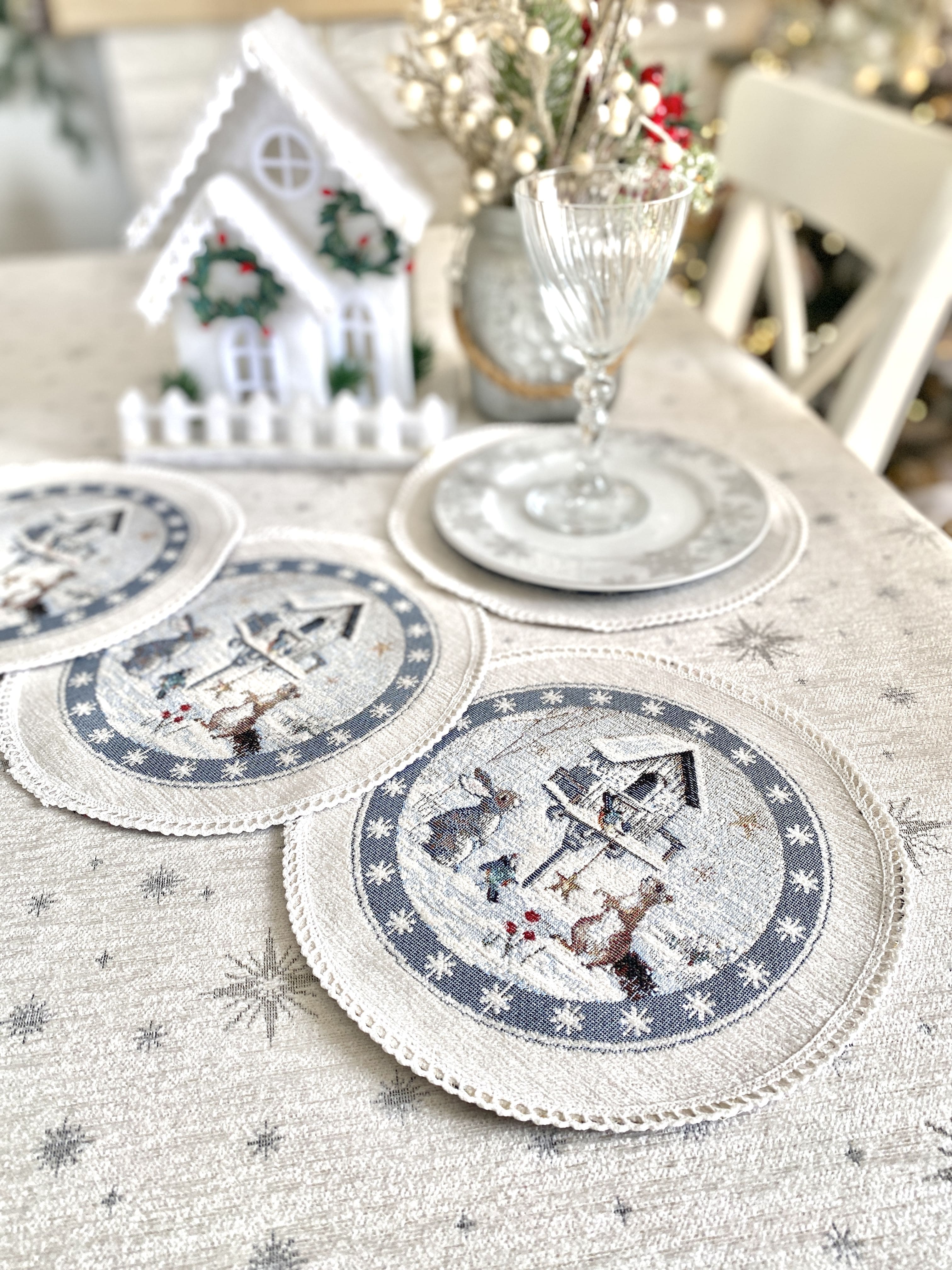 Christmas cup placemats «Snow village» With microfibre & silver lurex