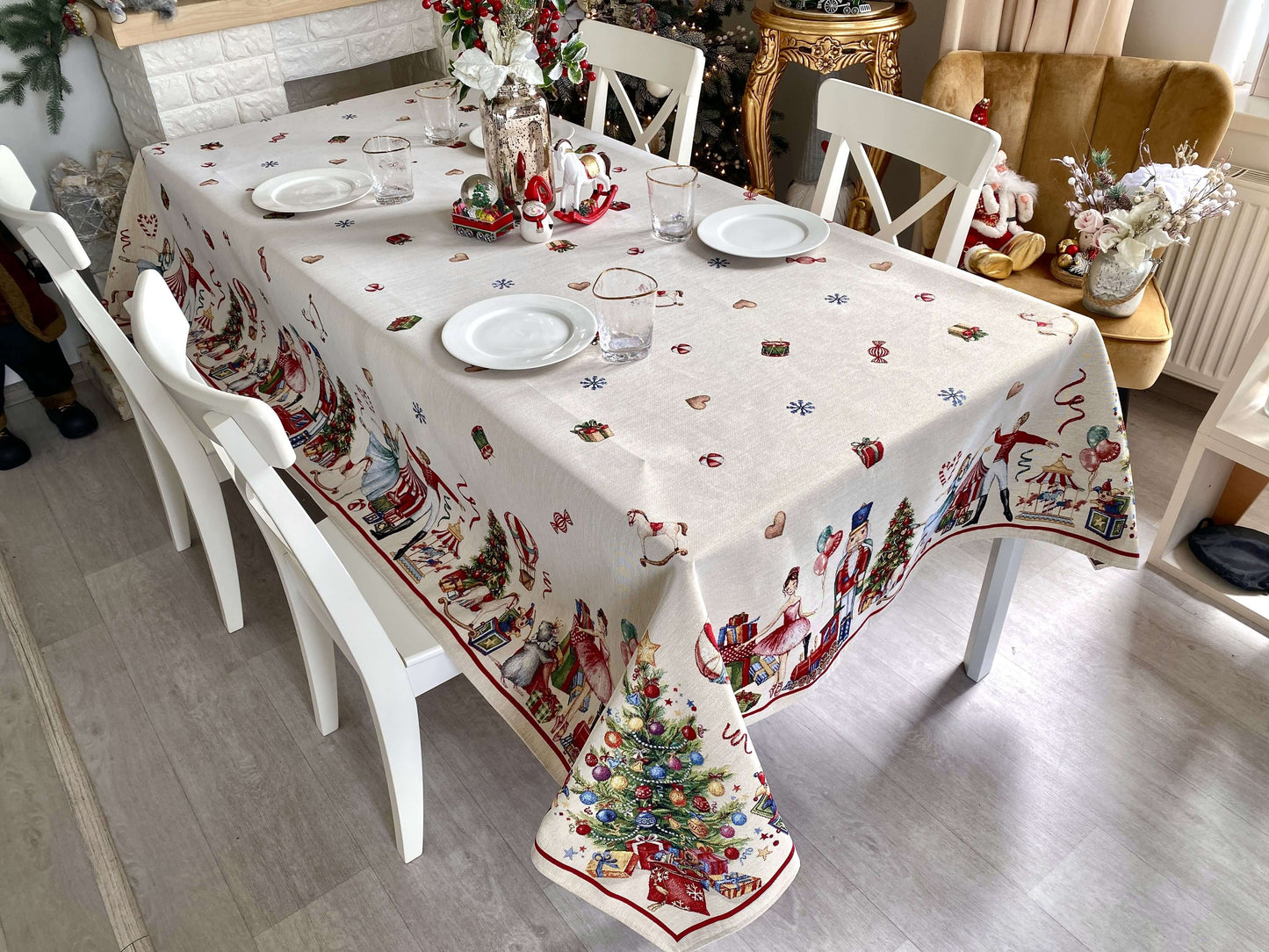 Christmas Tablecloth «Nutcracker soldier» with Golden Lurex - Premium Gobelin