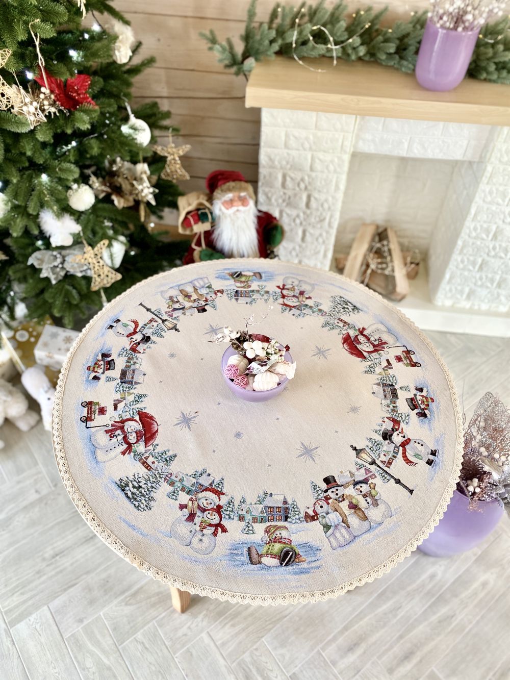 Round Christmas tapestry tablecloth «Snow family» with silver thread