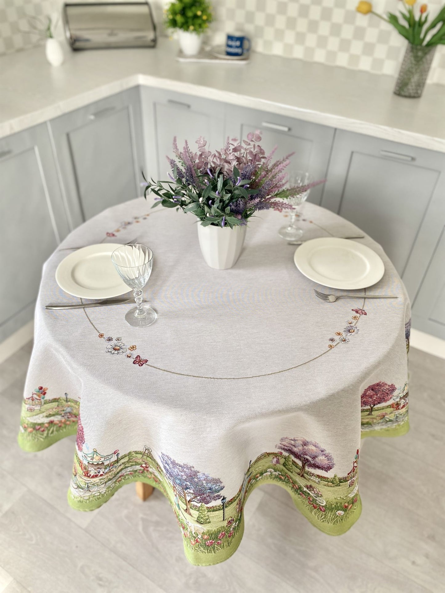 Round Tapestry Tablecloth «Spring gardens»