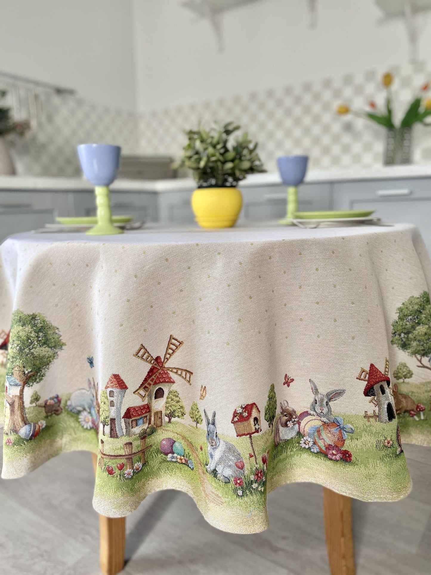 Round Easter tapestry tablecloth «Easter mood»