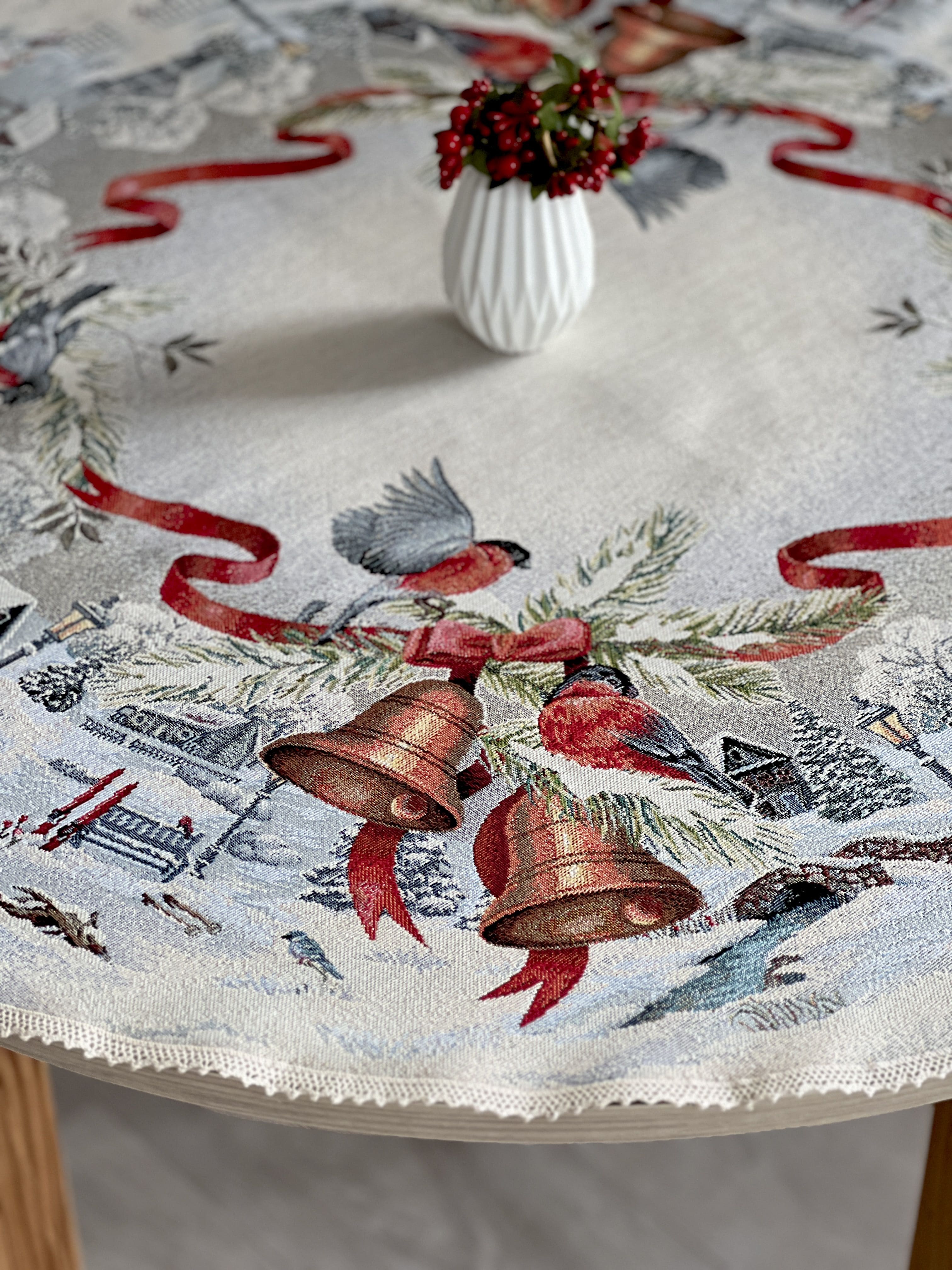 Round Christmas tablecloth «Christmas News» with silver thread Limaso Textile