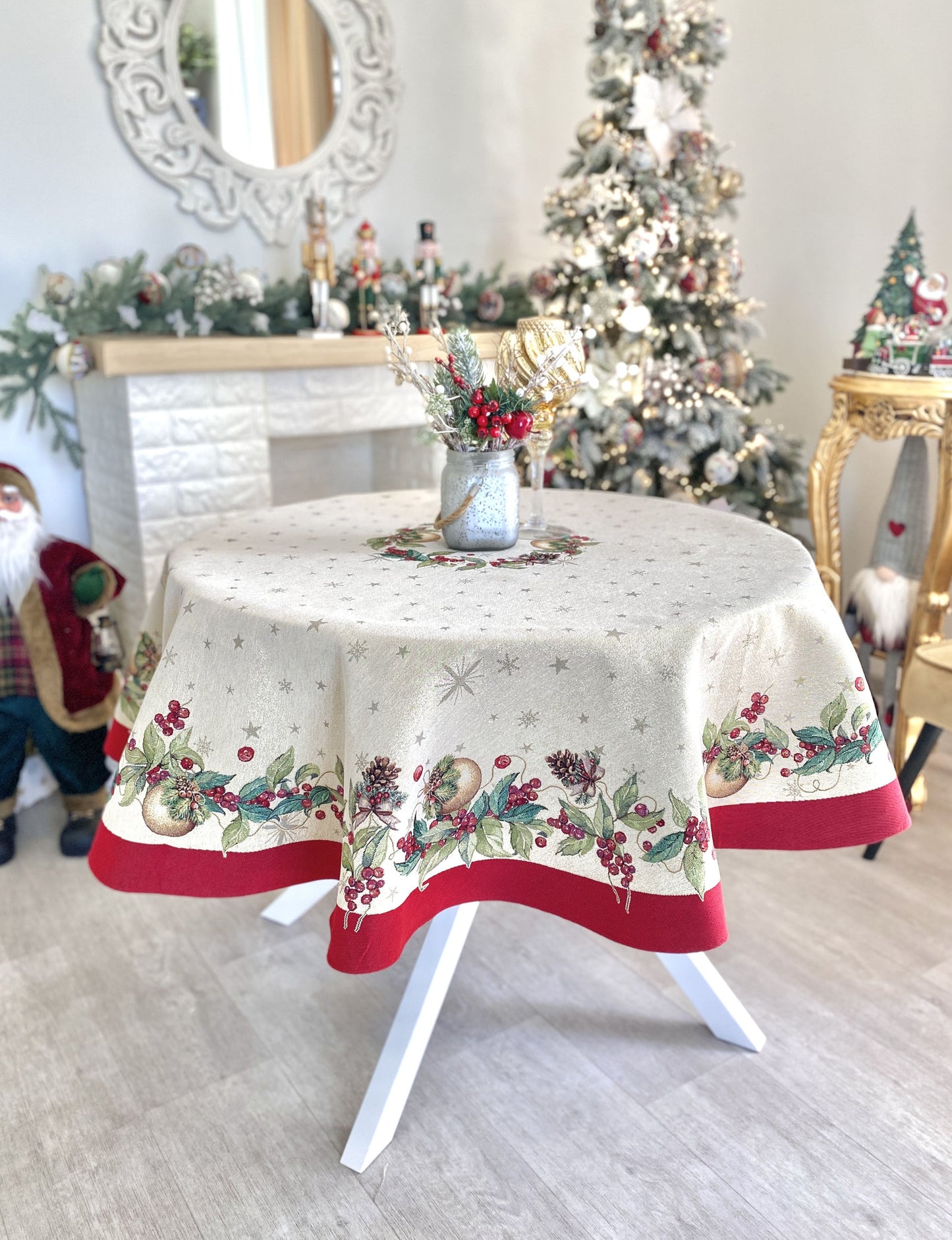 Round Christmas tablecloth «Christmas garland» with golden thread