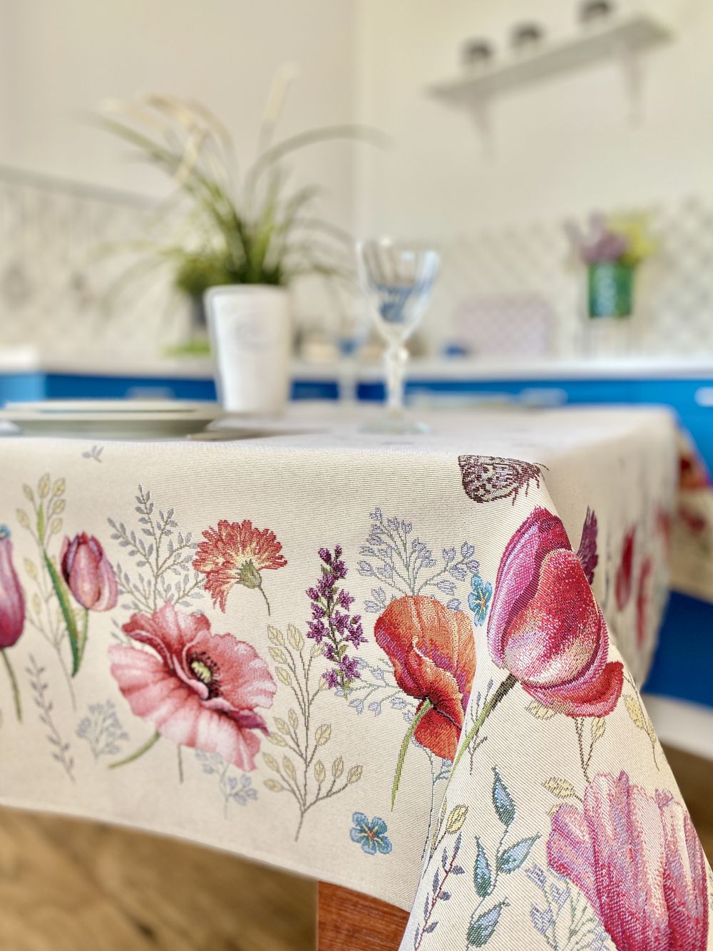 Tapestry tablecloth «Wildflowers»