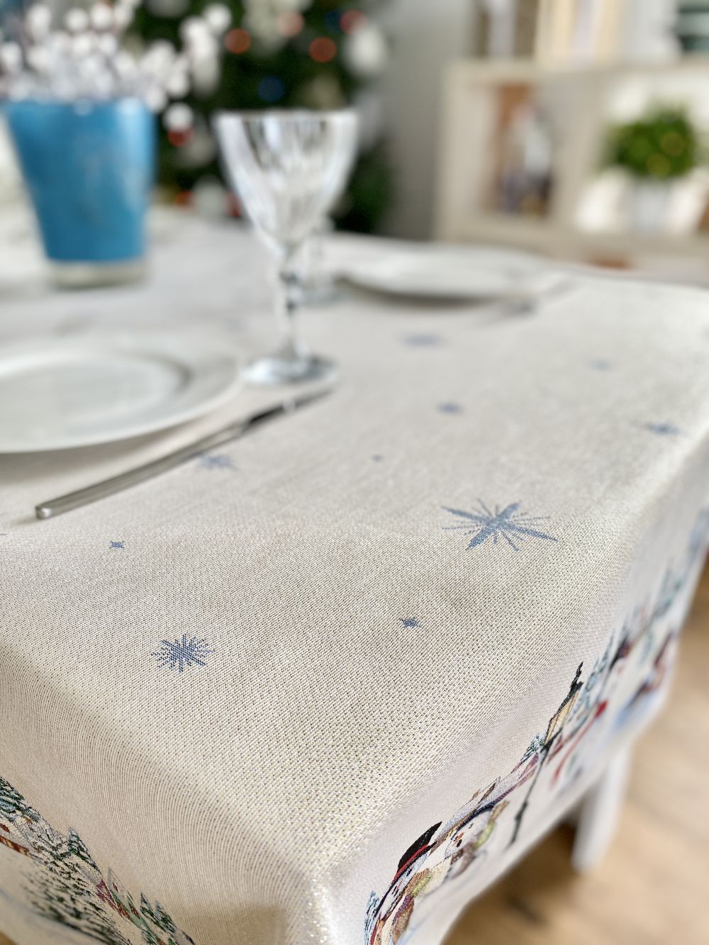 Christmas tapestry tablecloth «Snow family» with silver thread