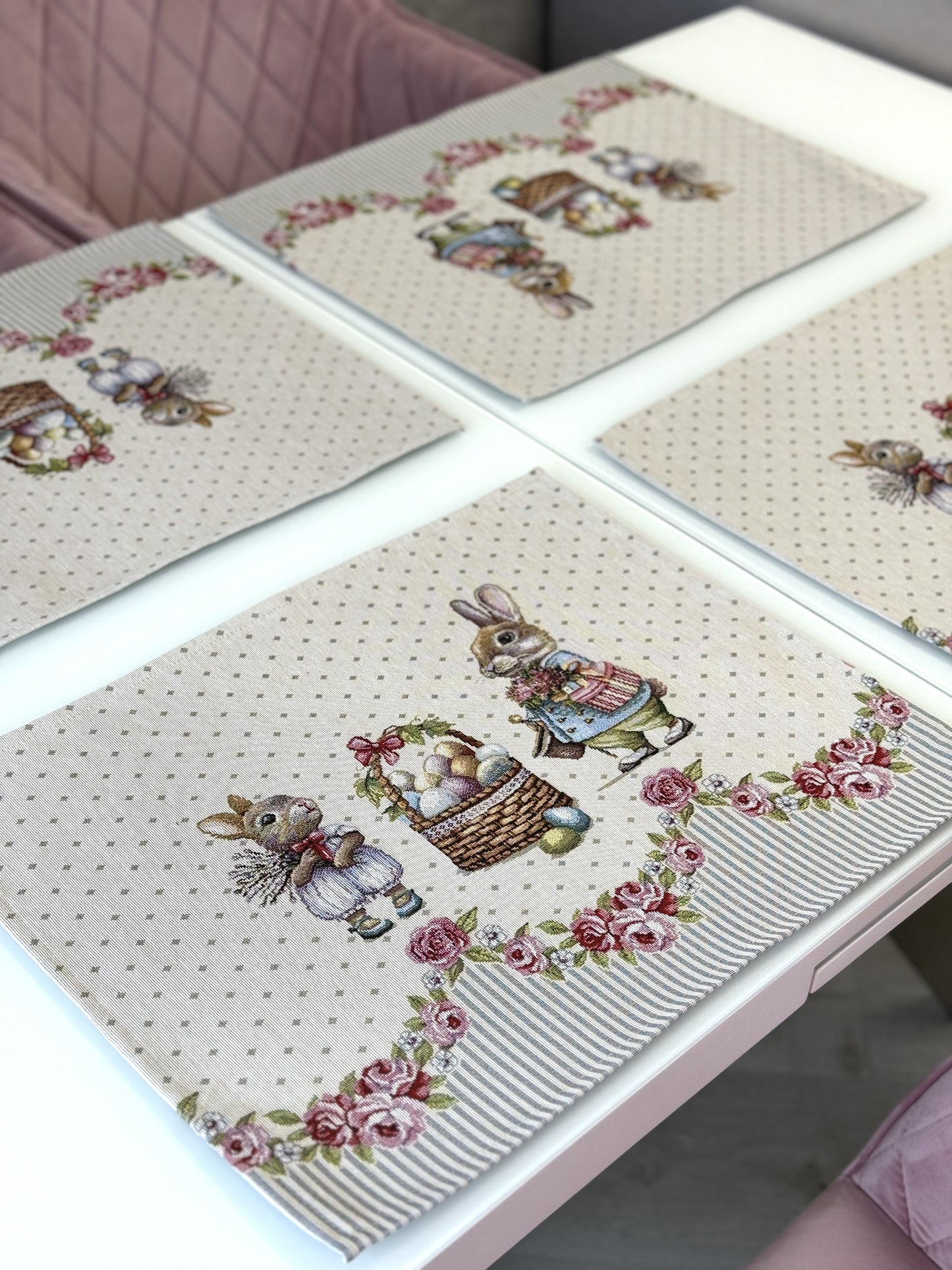 Easter tapestry Placemats set «Bunny in Roses»