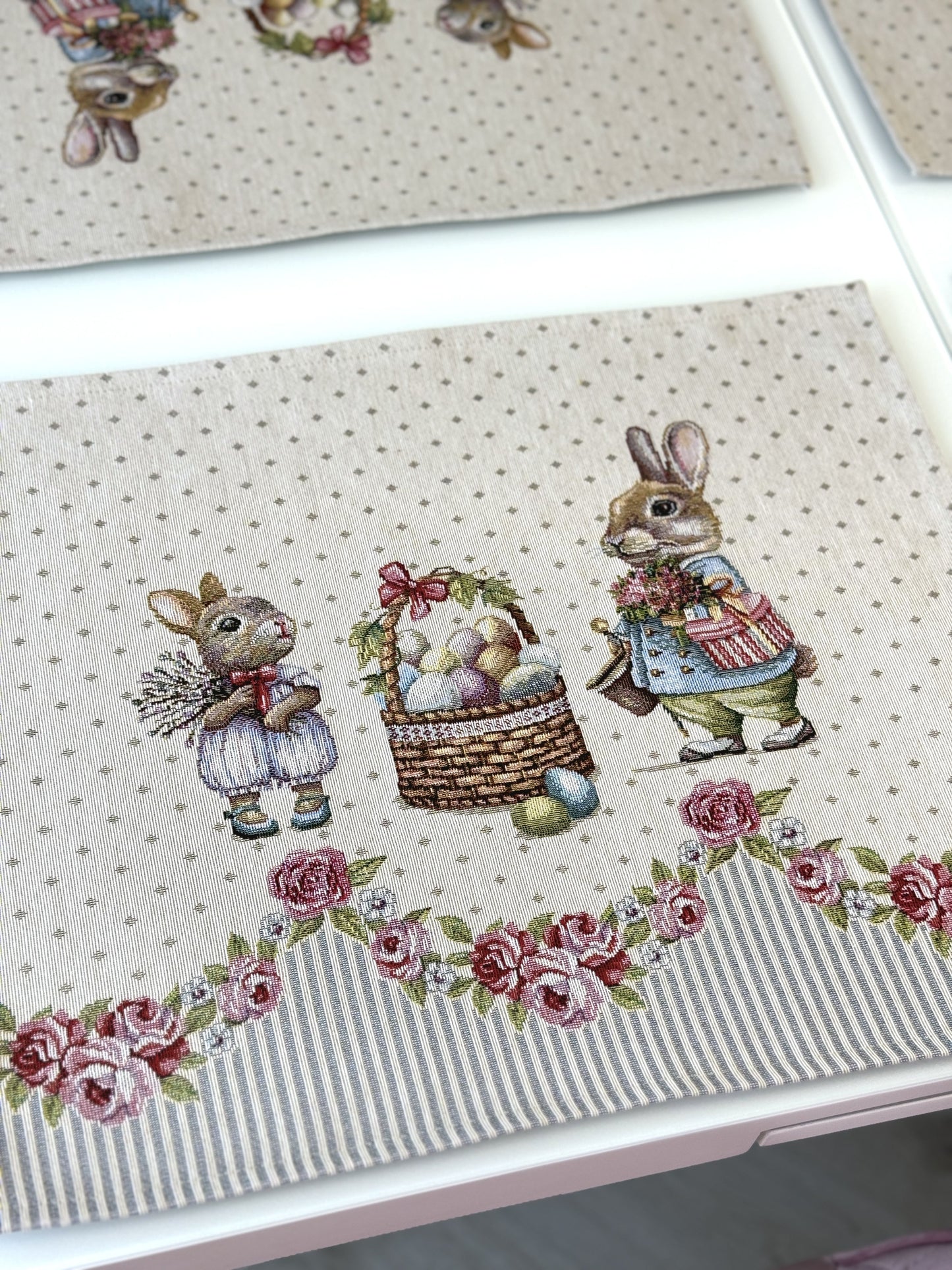 Easter tapestry Placemats set «Bunny in Roses»