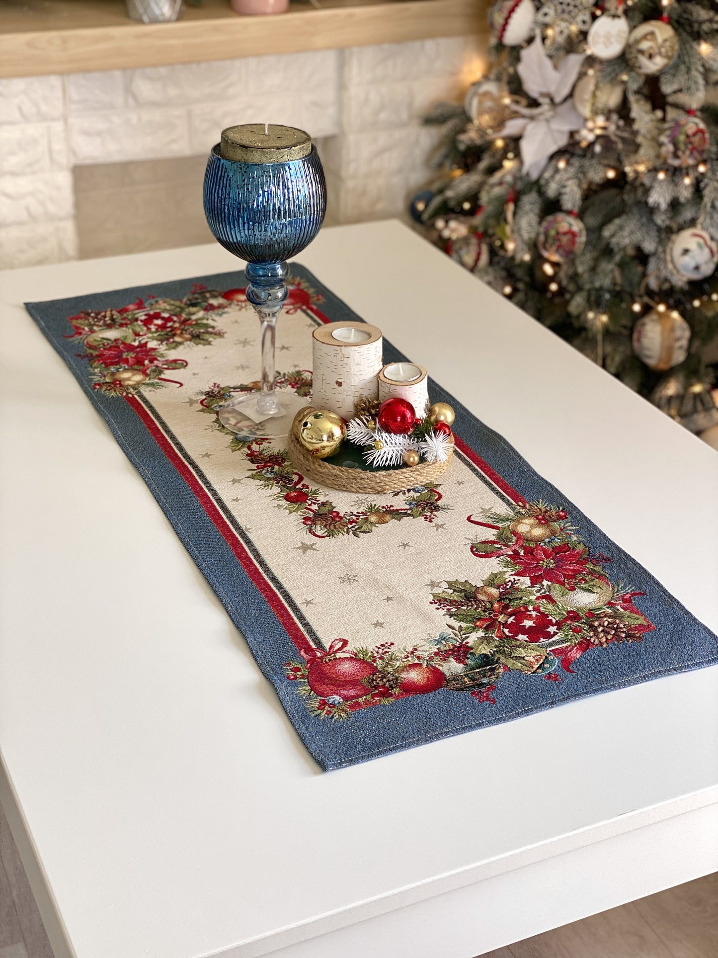 Christmas Table Runner «Christmas Glow» with Golden Lurex - Luxury Tapestry