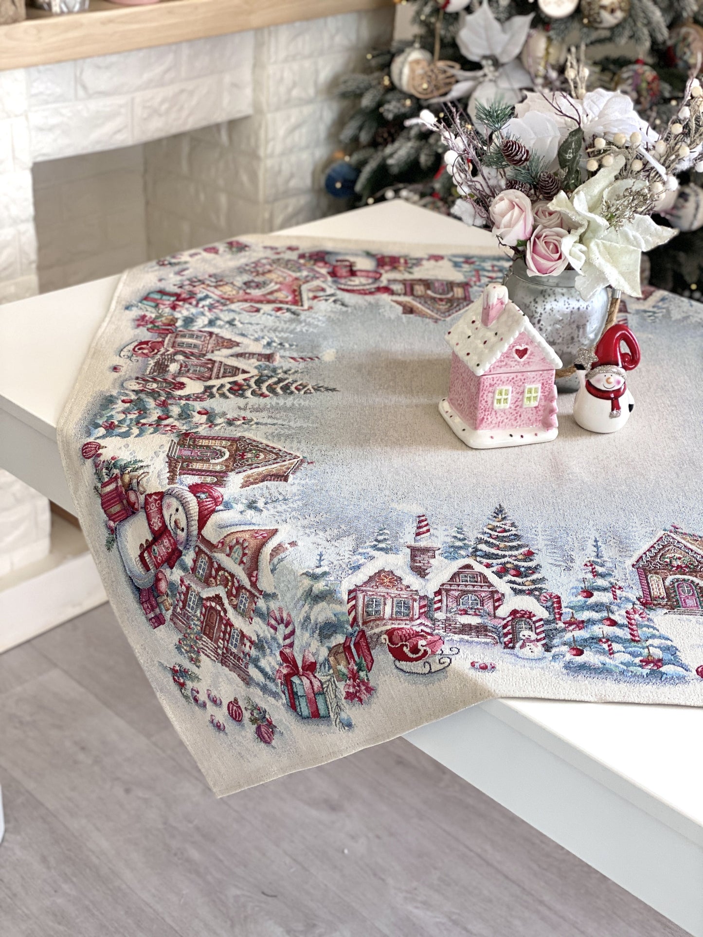Christmas Tablecloth «Sweet Gingerbread Nights» with Silver Lurex - Premium Gobelin