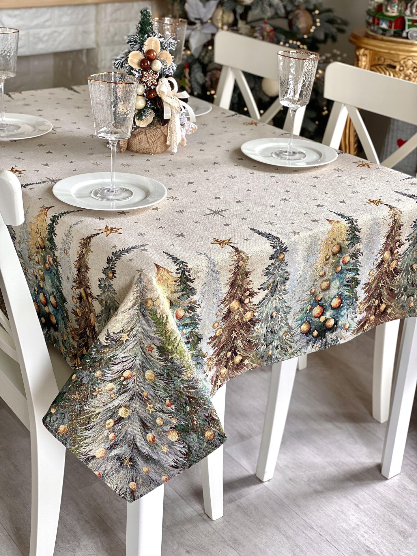 Christmas Tablecloth «Evergreen Magic» with Golden Lurex - Luxury Tapestry