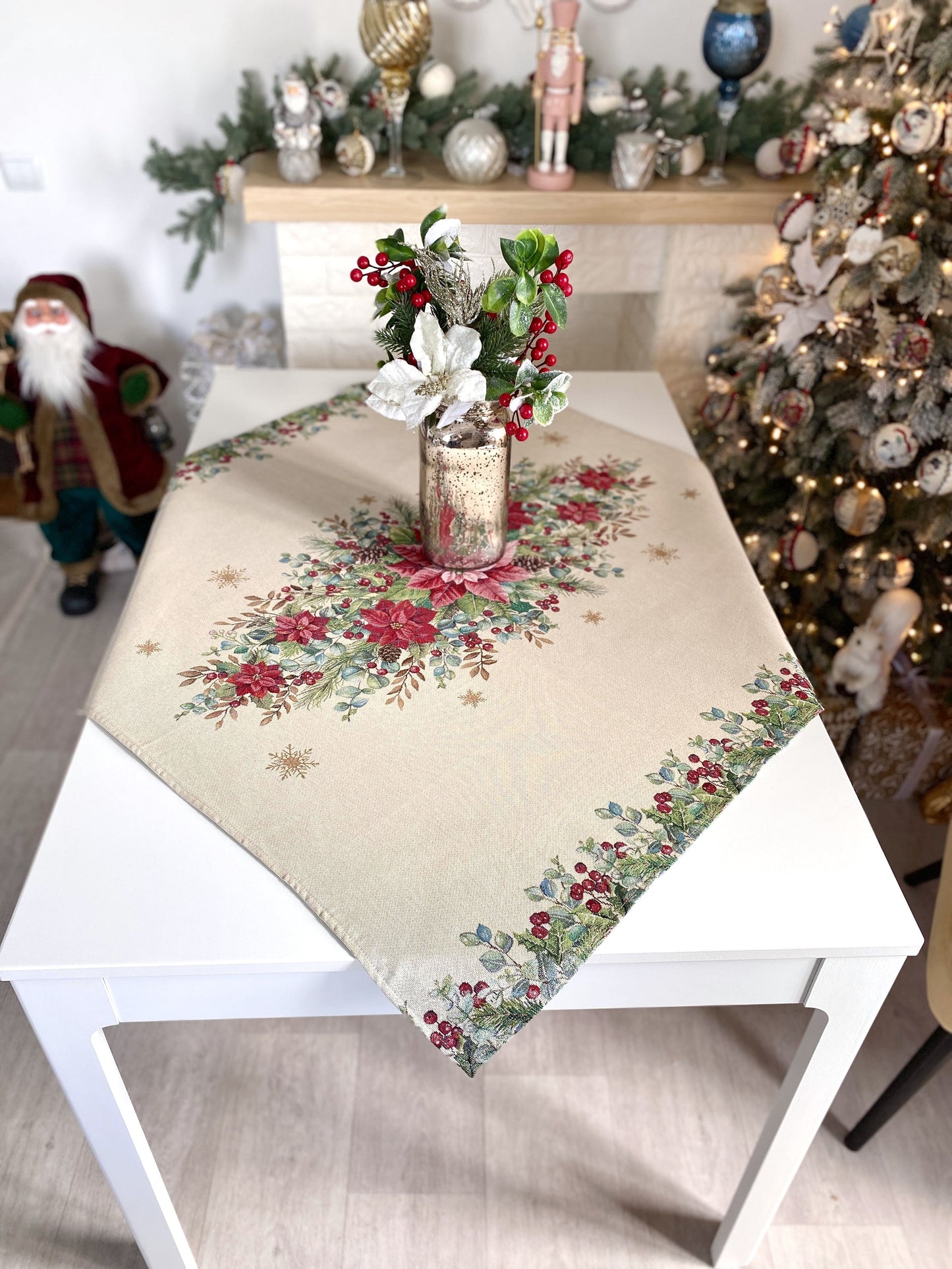 Christmas Tablecloth «Holly & Ivy Charm» with Silver Lurex - Luxury Tapestry