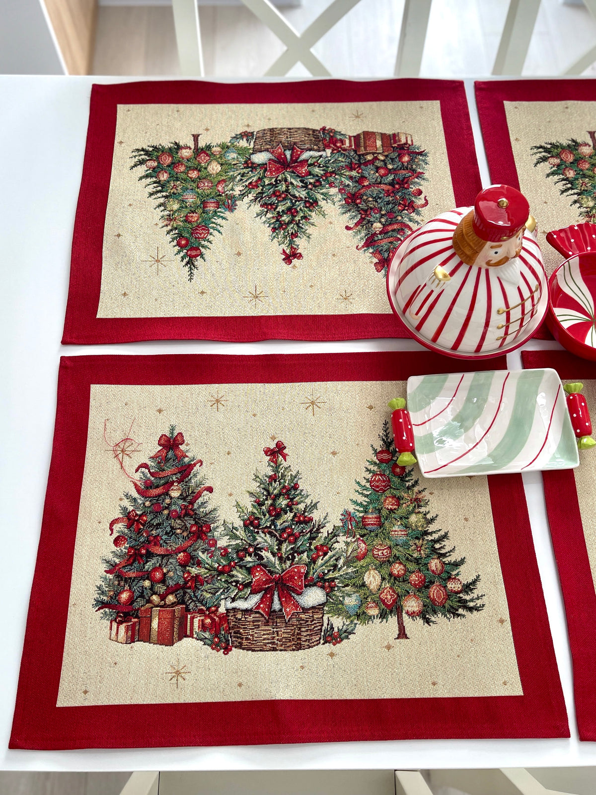 Christmas Placemat set «Christmas traditions» with golden thread - High quality tapestry