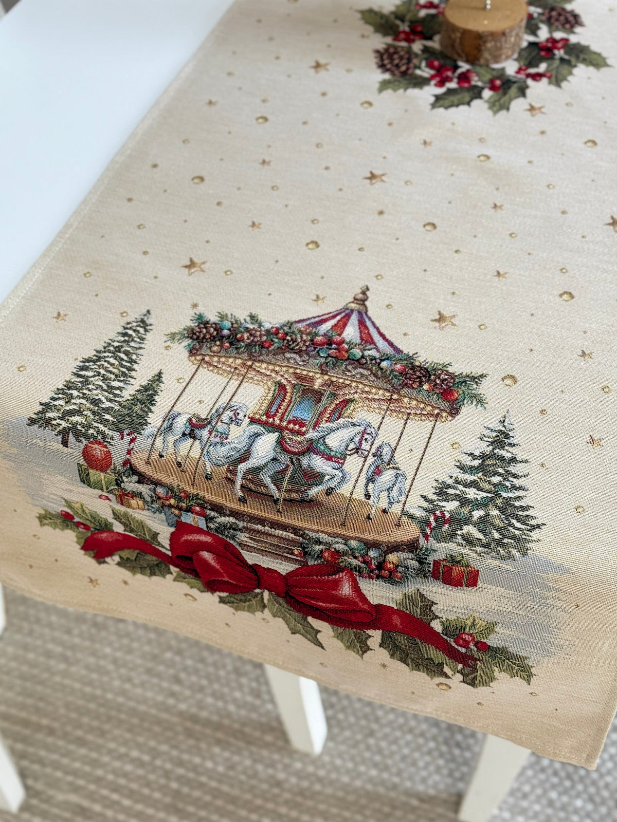 Christmas Table Runner «Christmas Wonderland» with golden thread - High quality tapestry