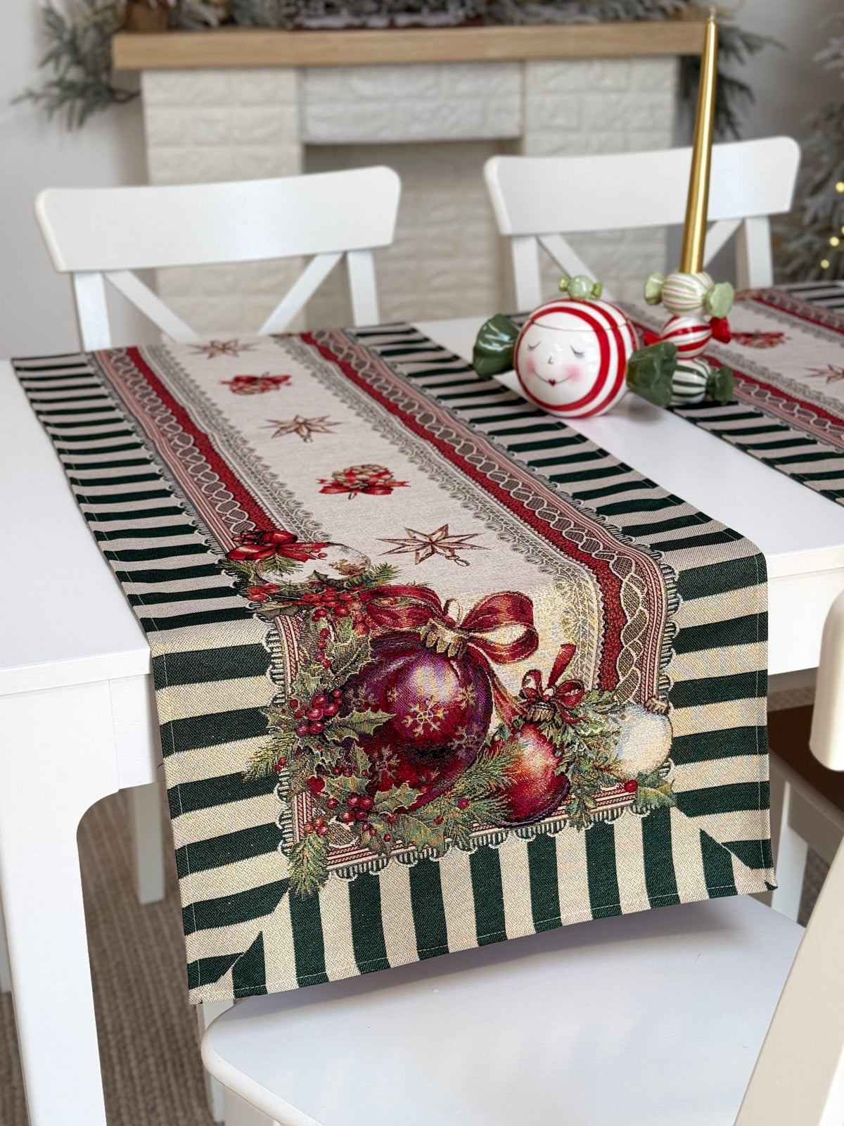 Christmas Table Runner «Christmas Heritage» with golden thread - High quality tapestry