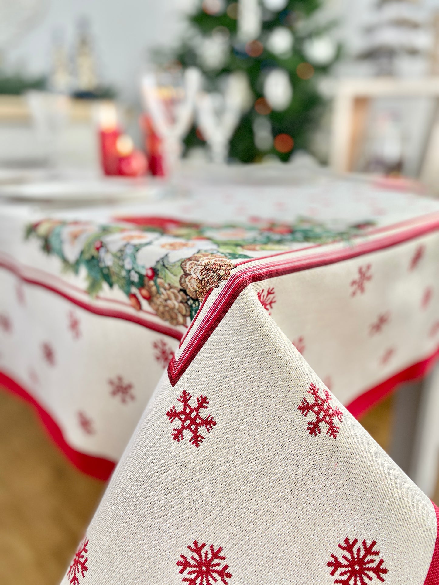 Christmas tapestry Tablecloth "Christmas Candle" with silver thread