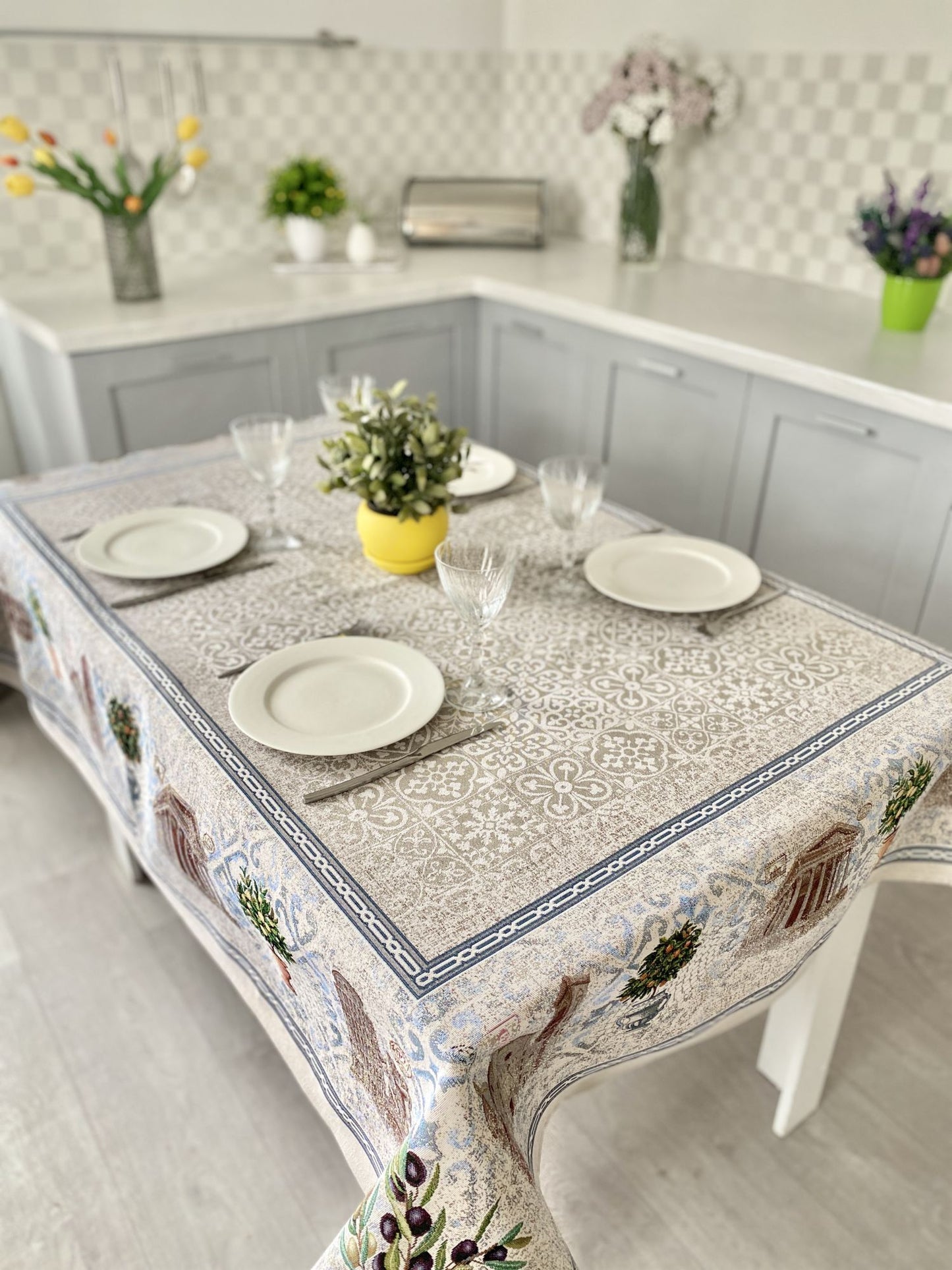 Tapestry tablecloth «Oliva»
