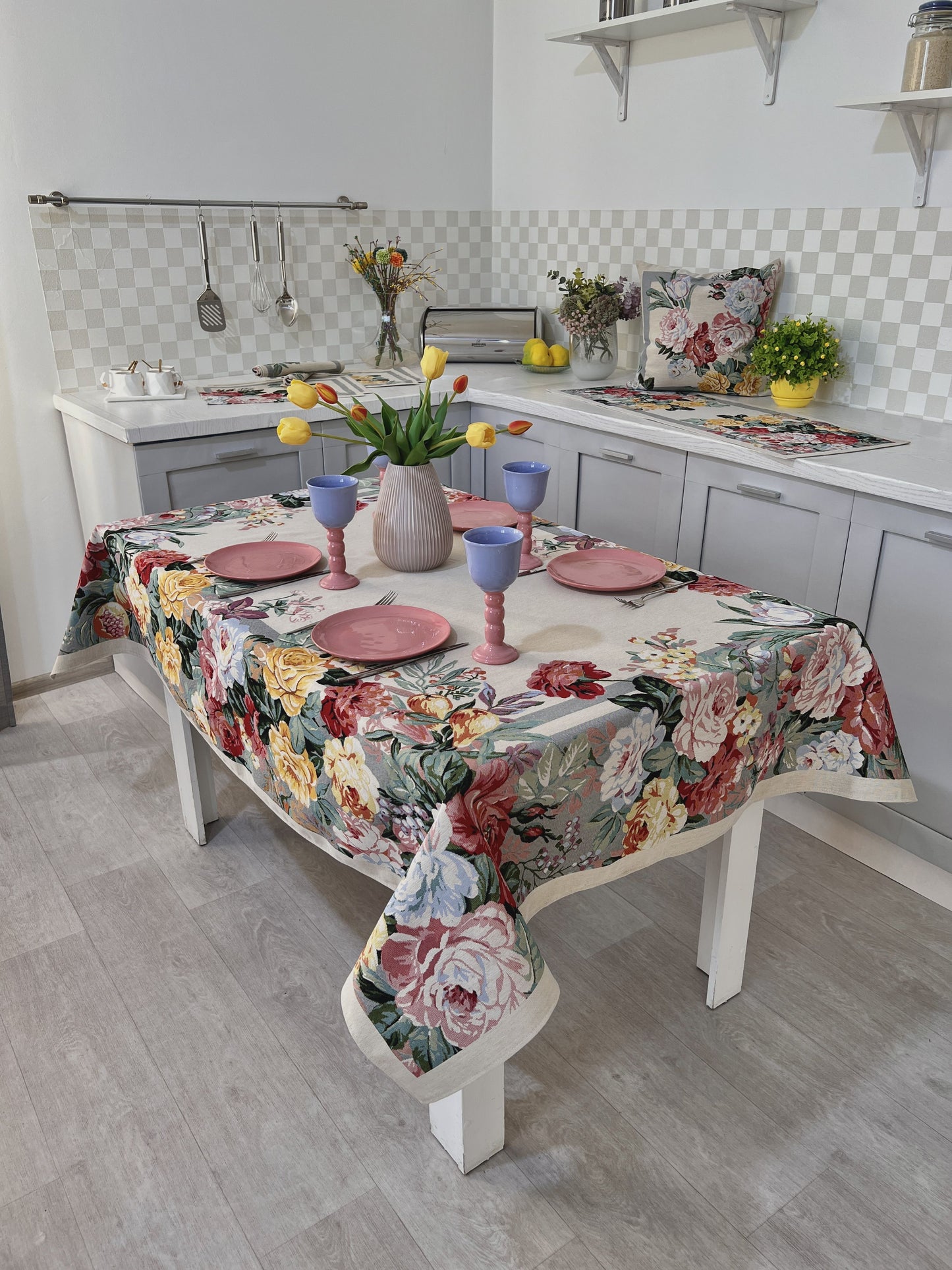Tapestry tablecloth «Tanzanita»