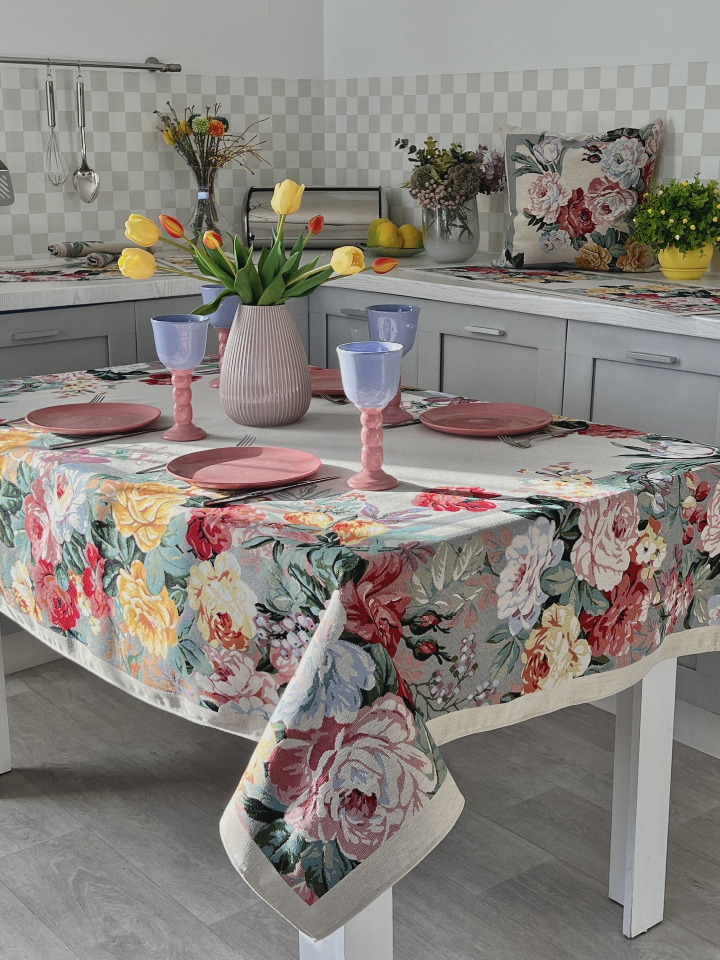 Tapestry tablecloth «Tanzanita»