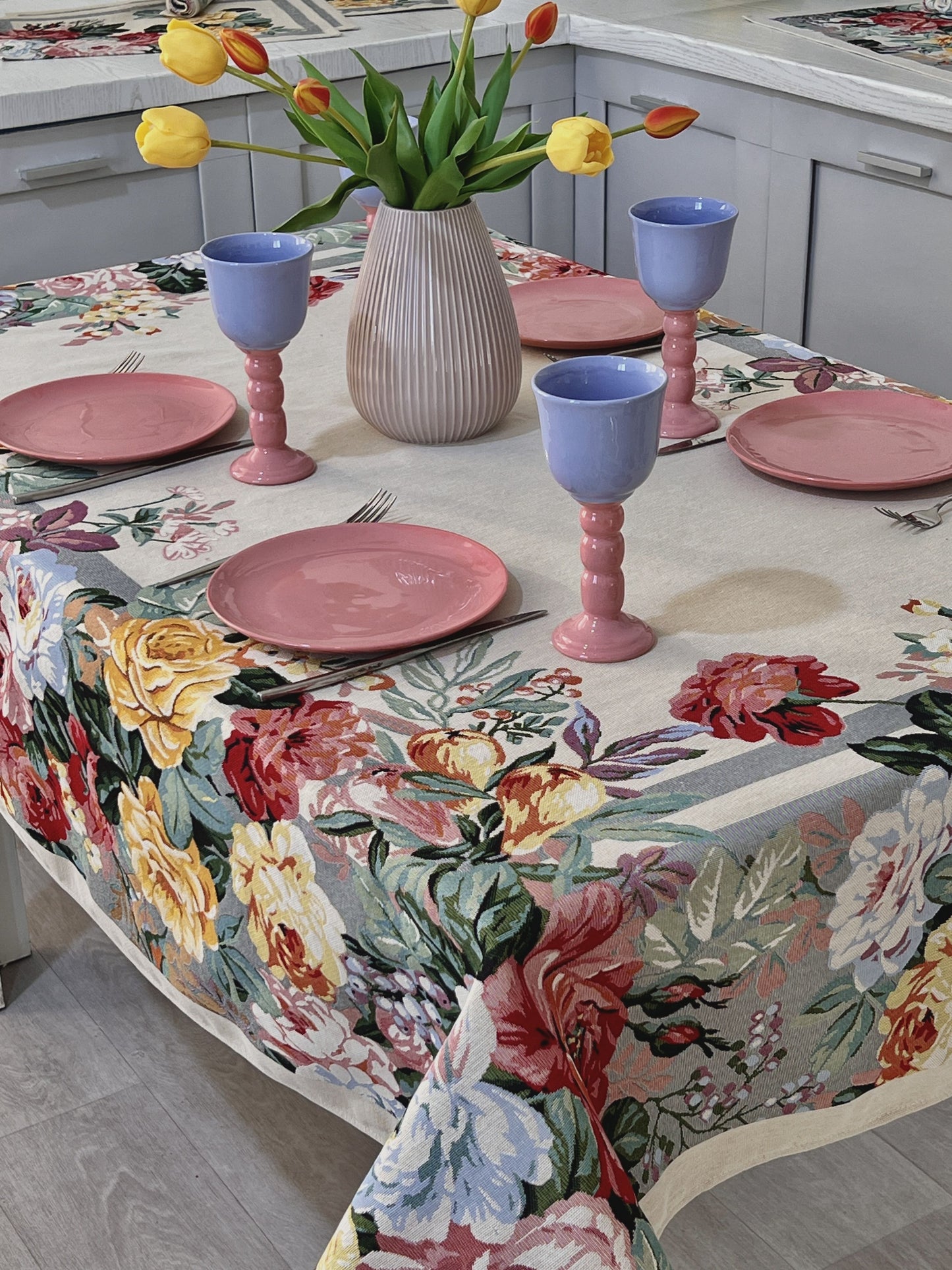 Tapestry tablecloth «Tanzanita»