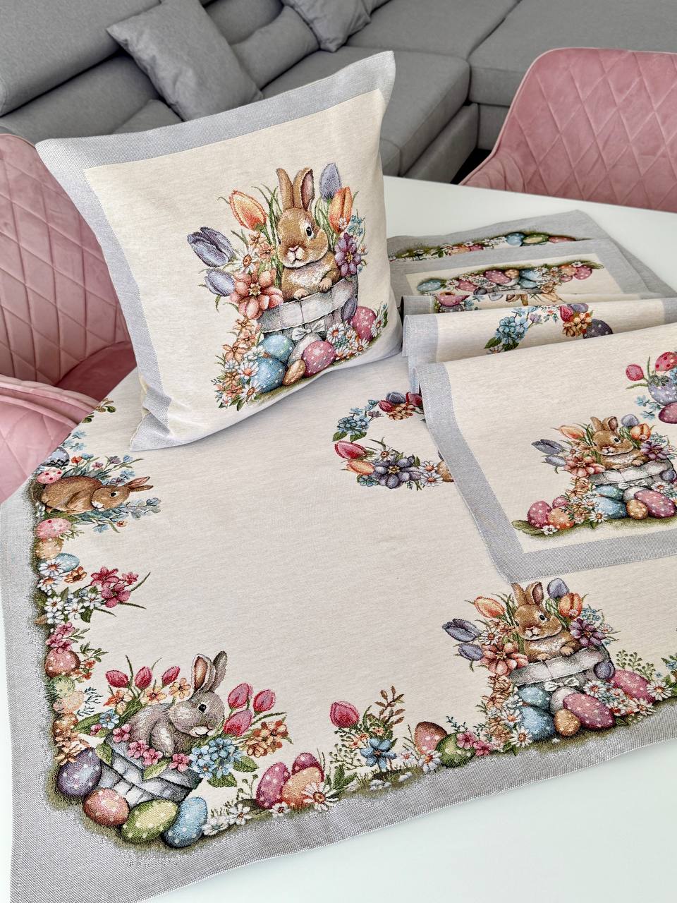 Easter tapestry tablecloth «Happy Easter»