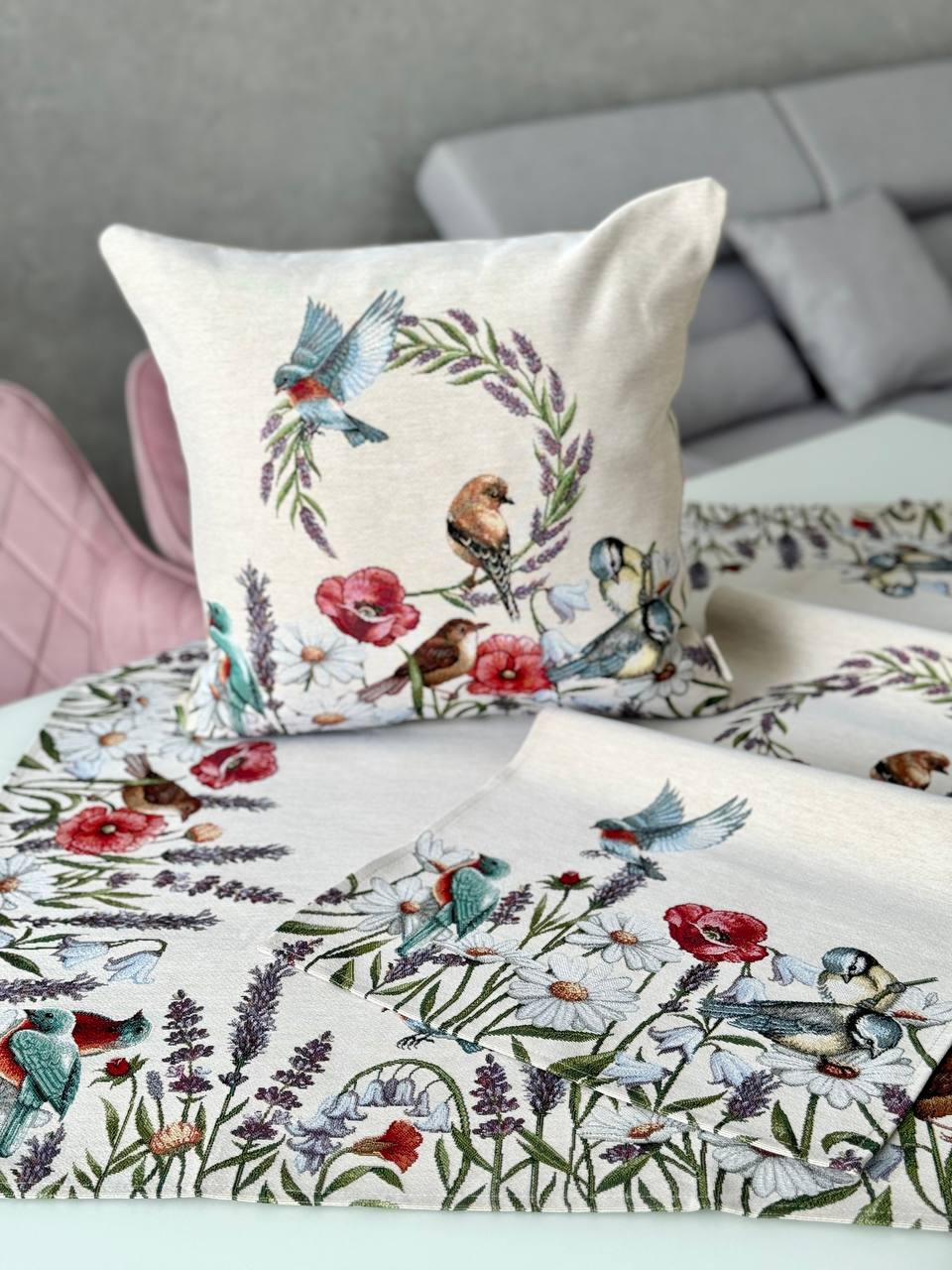 Tapestry tablecloth «Spring Delight»